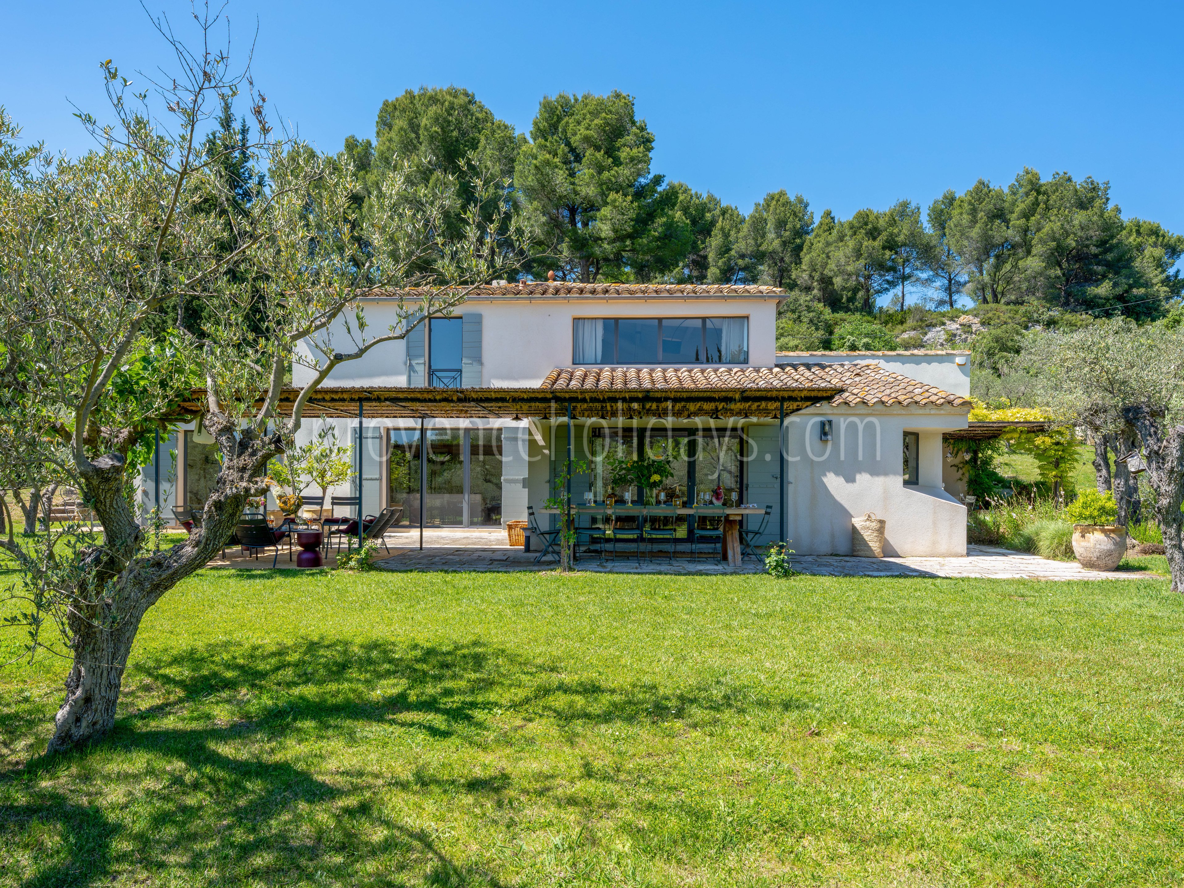 25 - Mas de la Burlande: Villa: Exterior