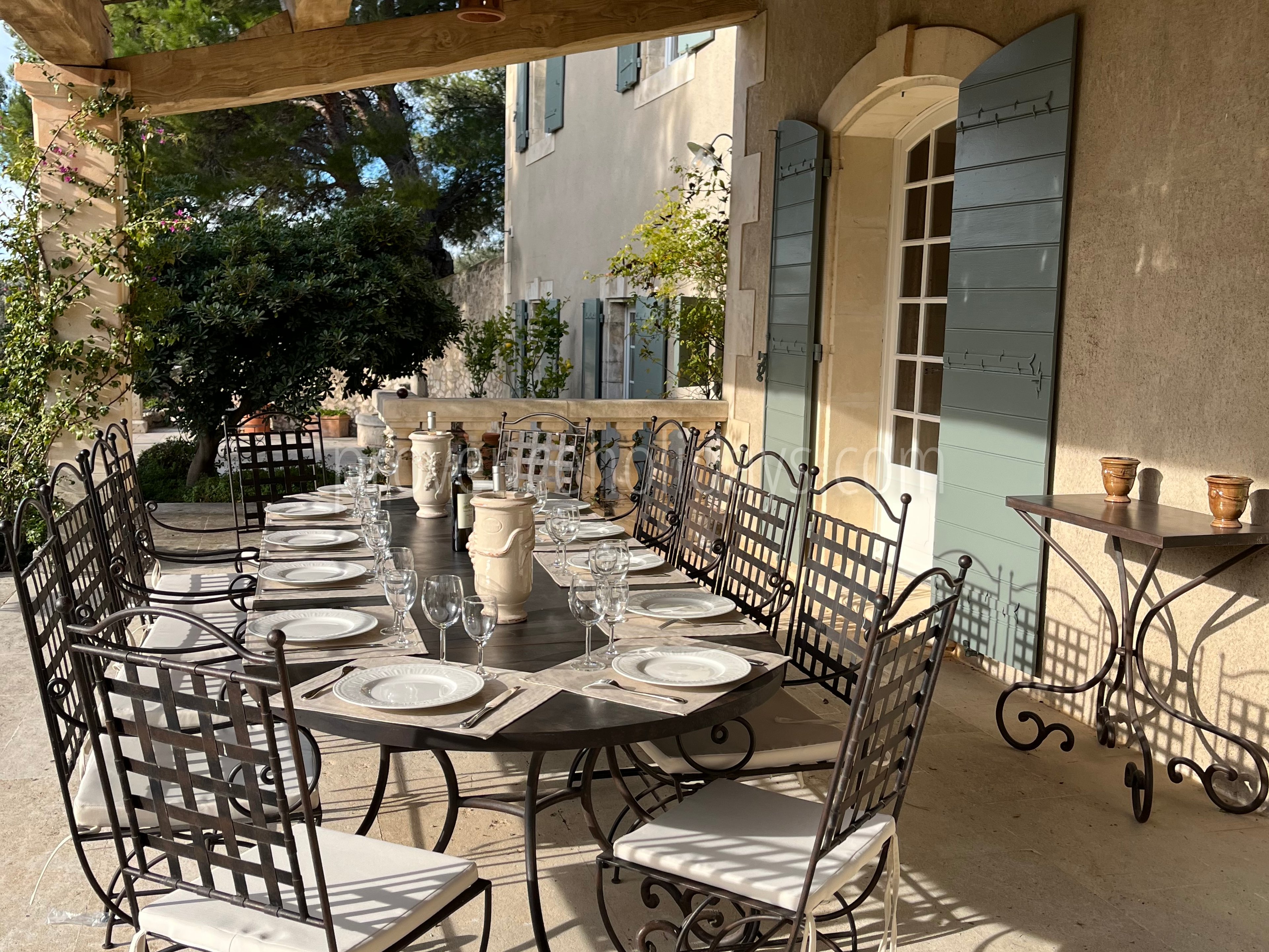 8 - Le Mas Olivia: Villa: Exterior
