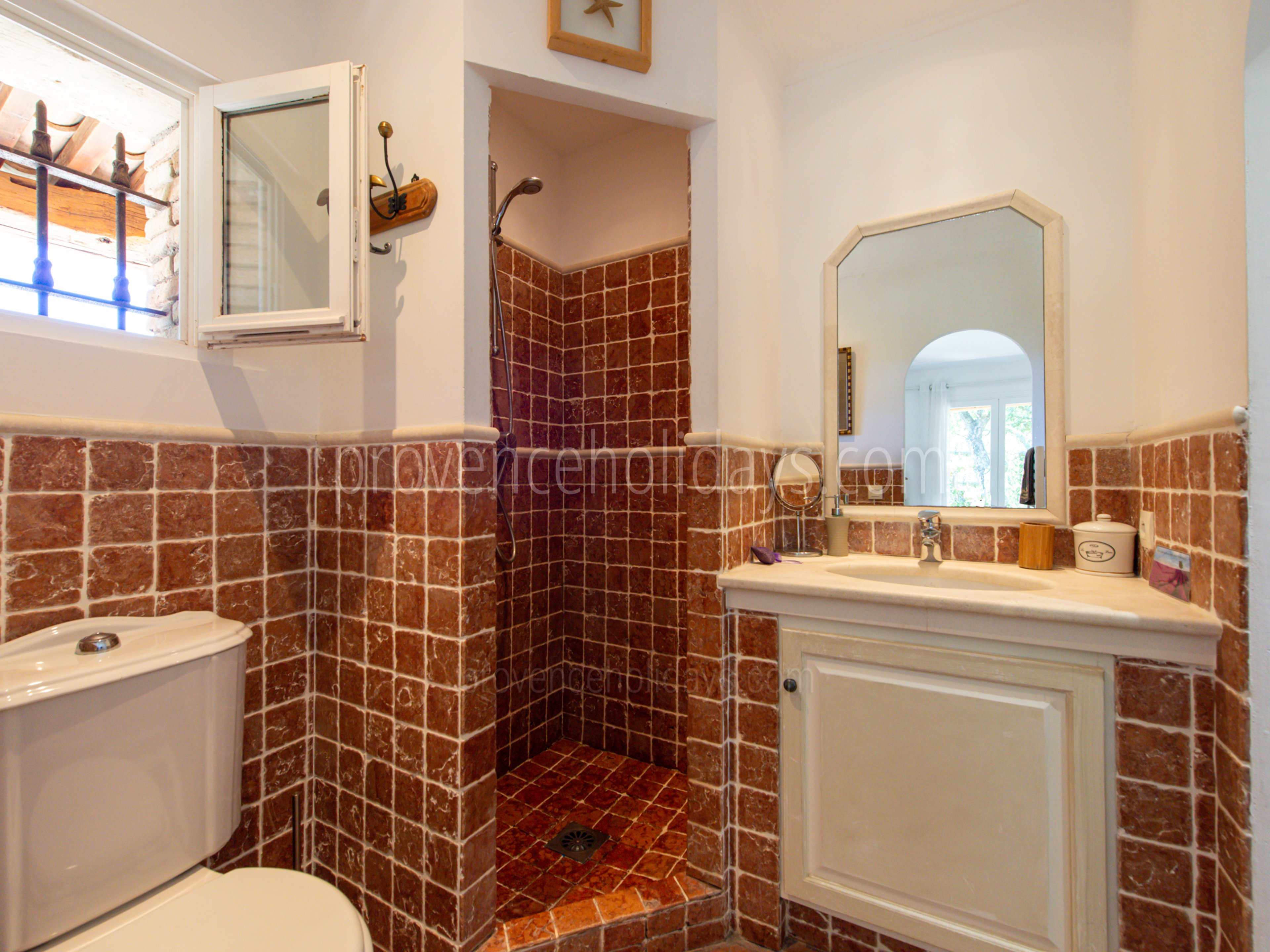 6 - Villa Valcampagne: Villa: Bathroom
