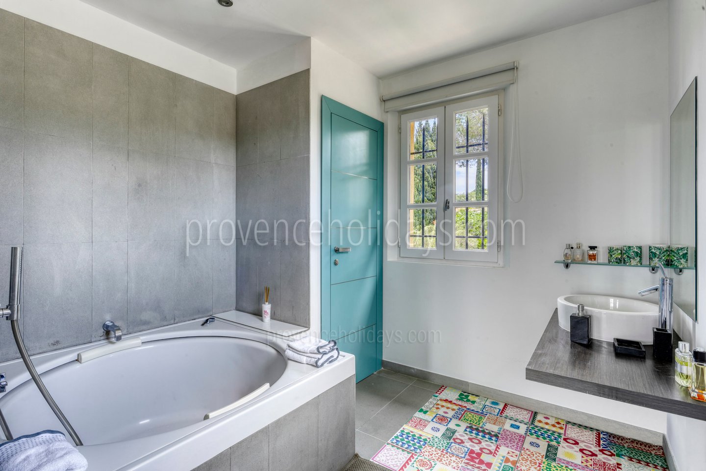 6 - Manoir Azuréen: Villa: Bathroom