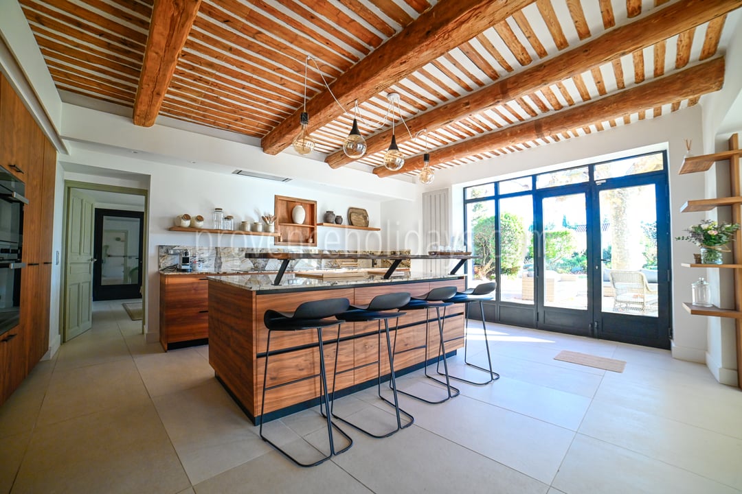 15 - Mas de la Source: Villa: Interior