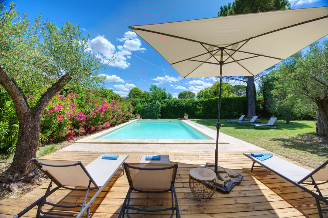 3 - Le Dolmen du Midi: Villa: Pool