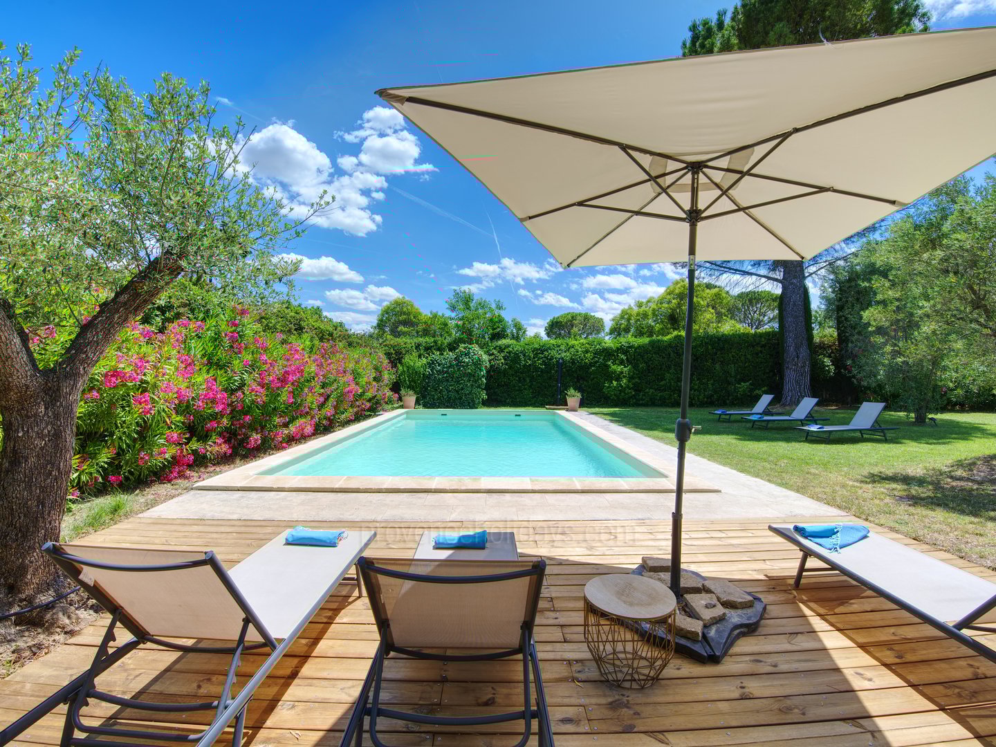 3 - Le Dolmen du Midi: Villa: Pool