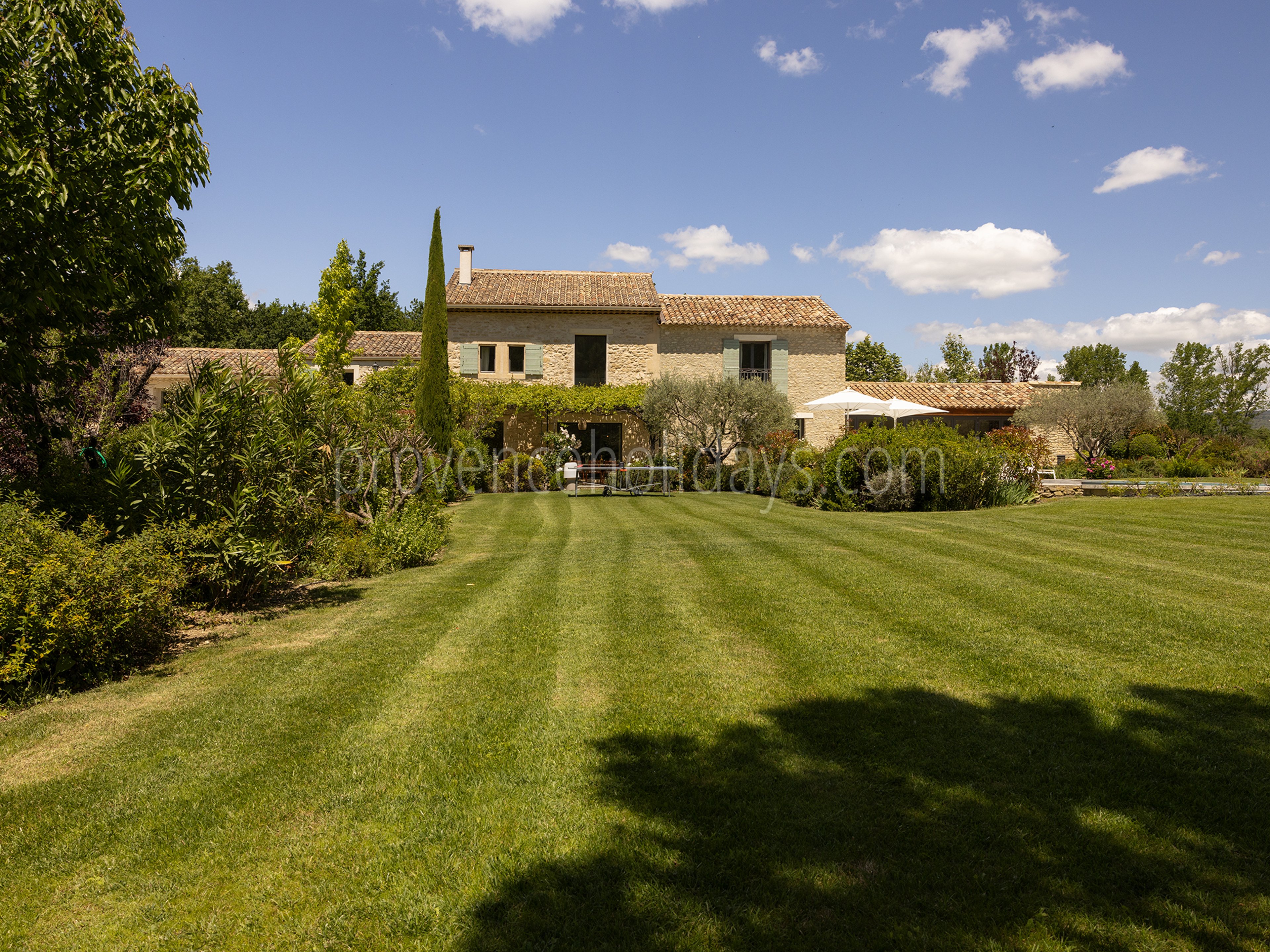 88 - Mas du Carlet: Villa: Exterior
