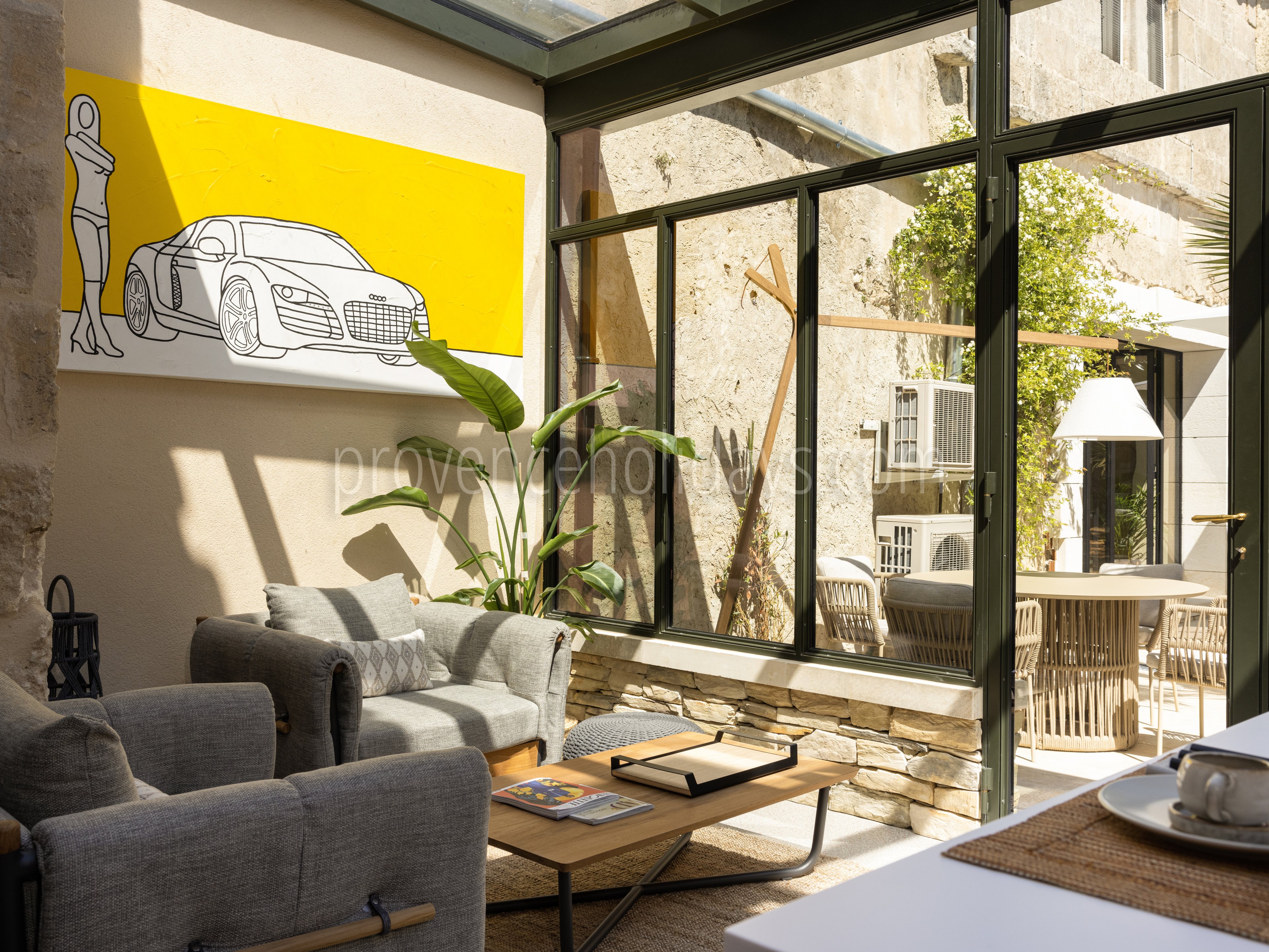 20 - Le Joyau de Paradou: Villa: Interior