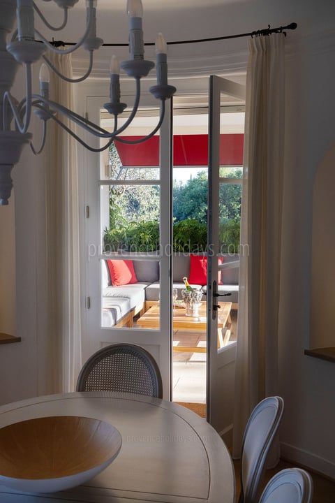 25 - Villa Riviera: Villa: Interior
