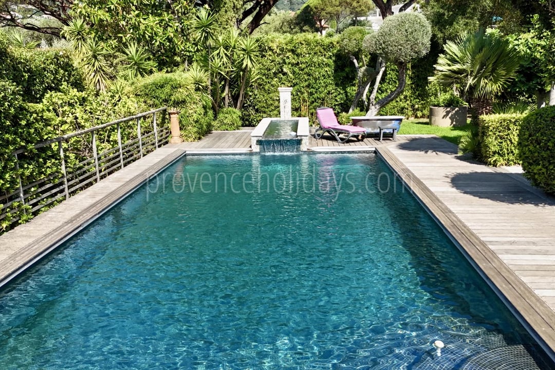 2 - Provençaalse villa in Cavalaire-sur-Mer: Villa: Pool