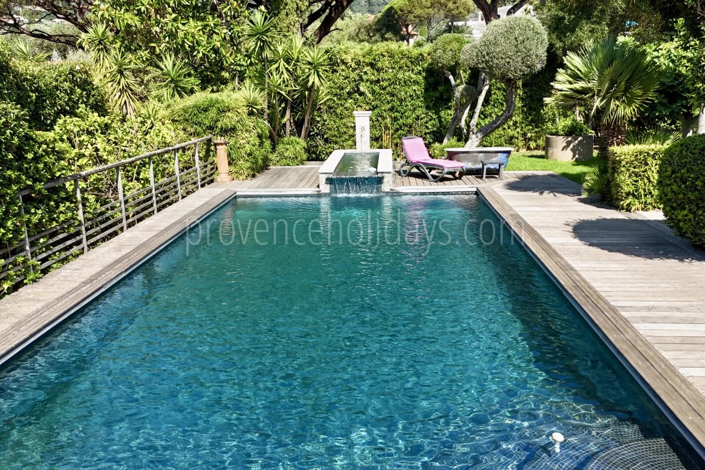 2 - Provençaalse villa in Cavalaire-sur-Mer: Villa: Pool