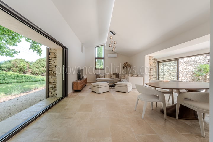 18 - Mas de la Rivière Secrète: Villa: Interior