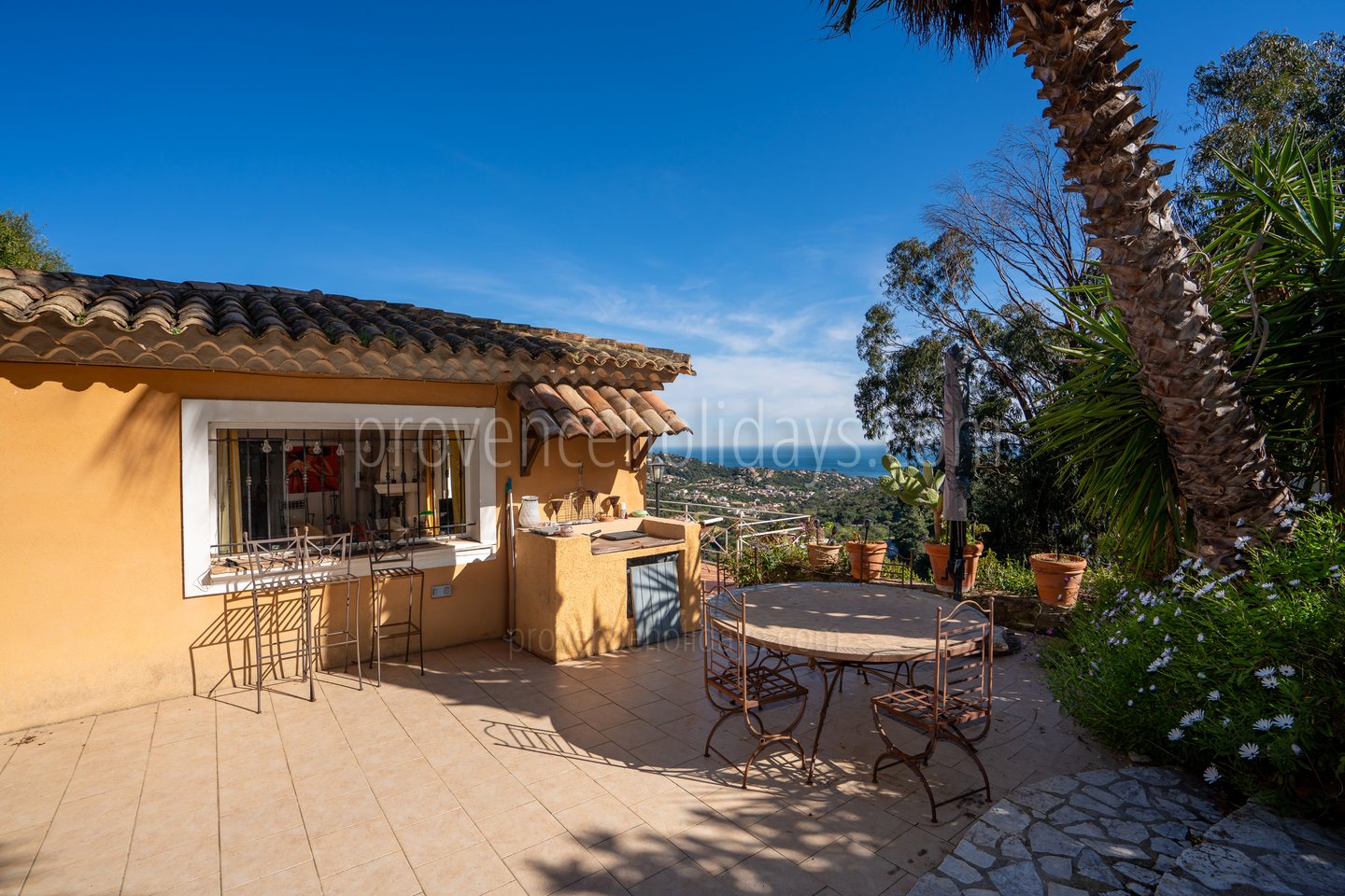 3 - Bastide Solaris: Villa: Exterior