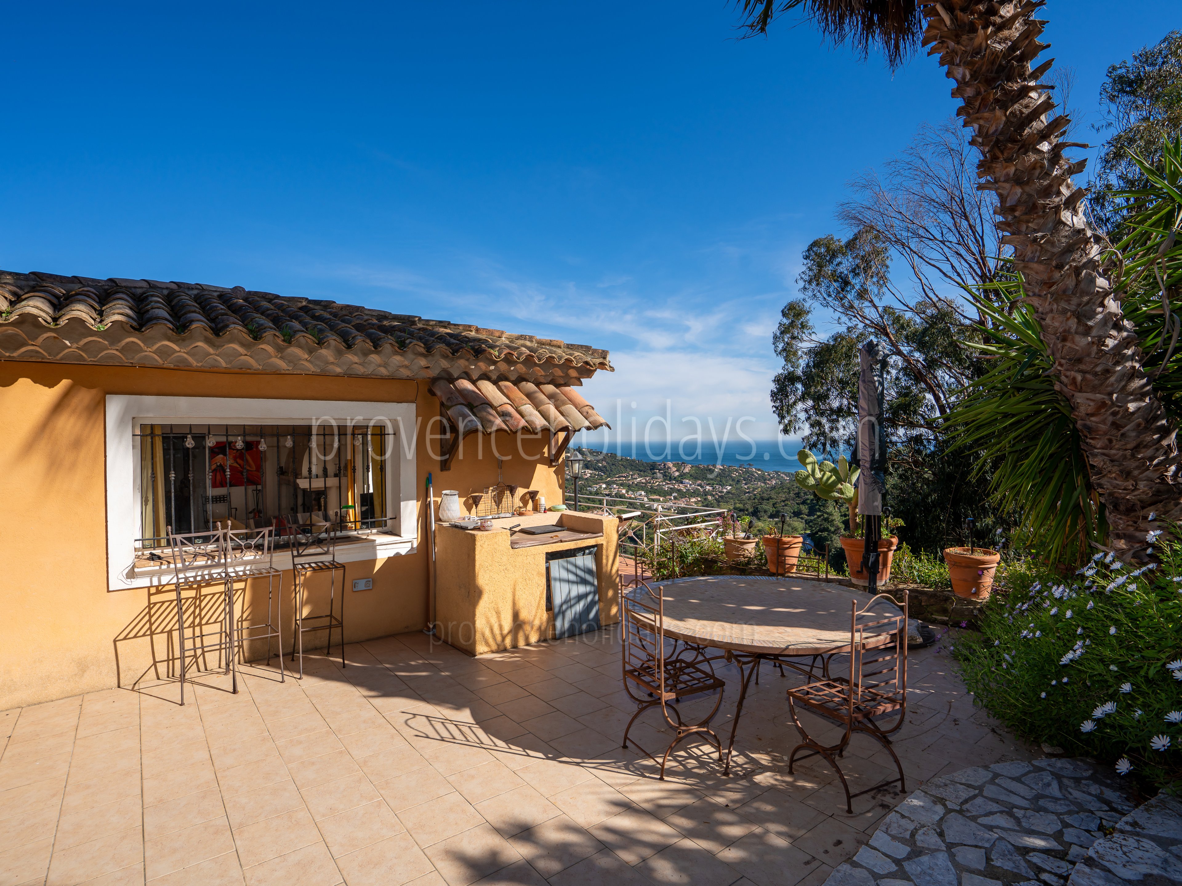 3 - Bastide Solaris: Villa: Exterior
