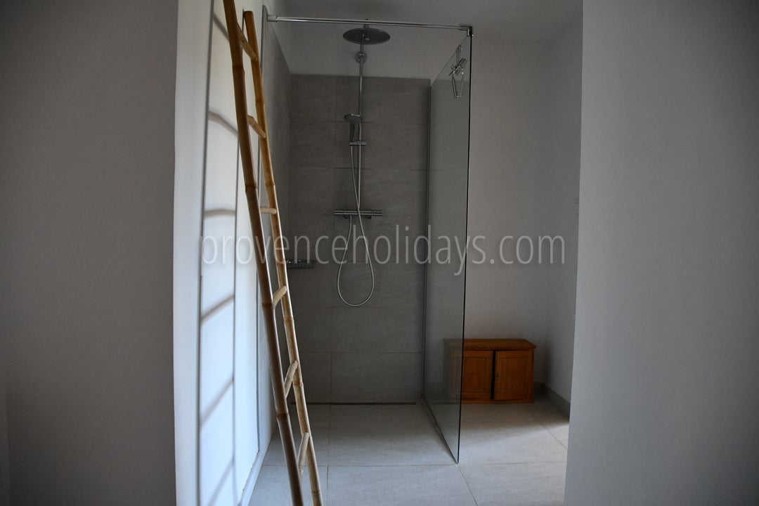 65 - Le Refuge du Soleil: Villa: Bathroom 1