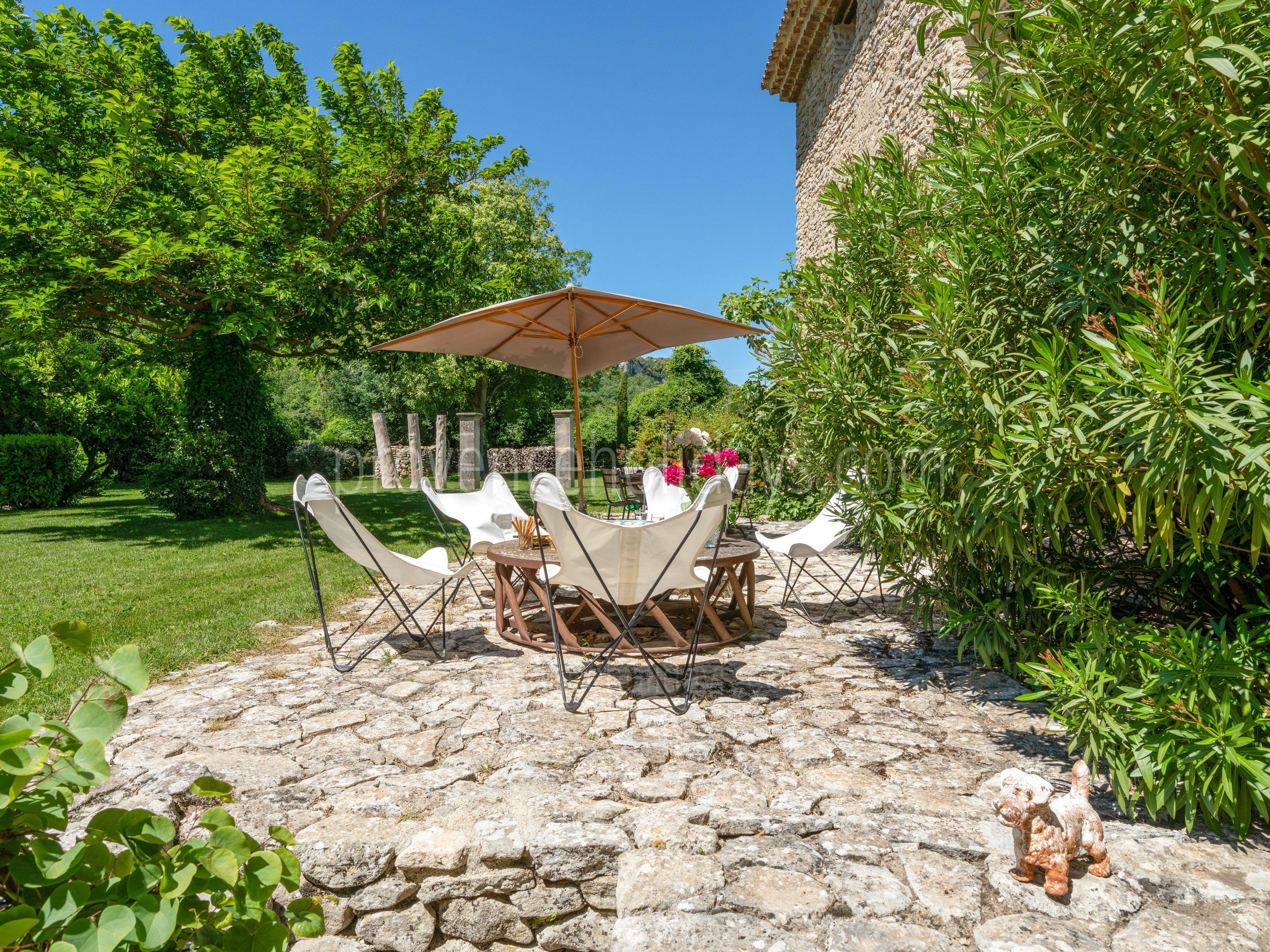 10 - La Chapelle Saint-Pons: Villa: Exterior