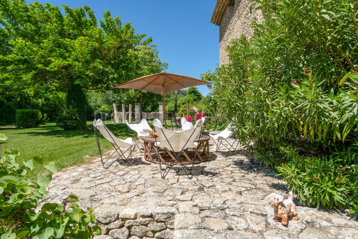 10 - La Chapelle Saint-Pons: Villa: Exterior