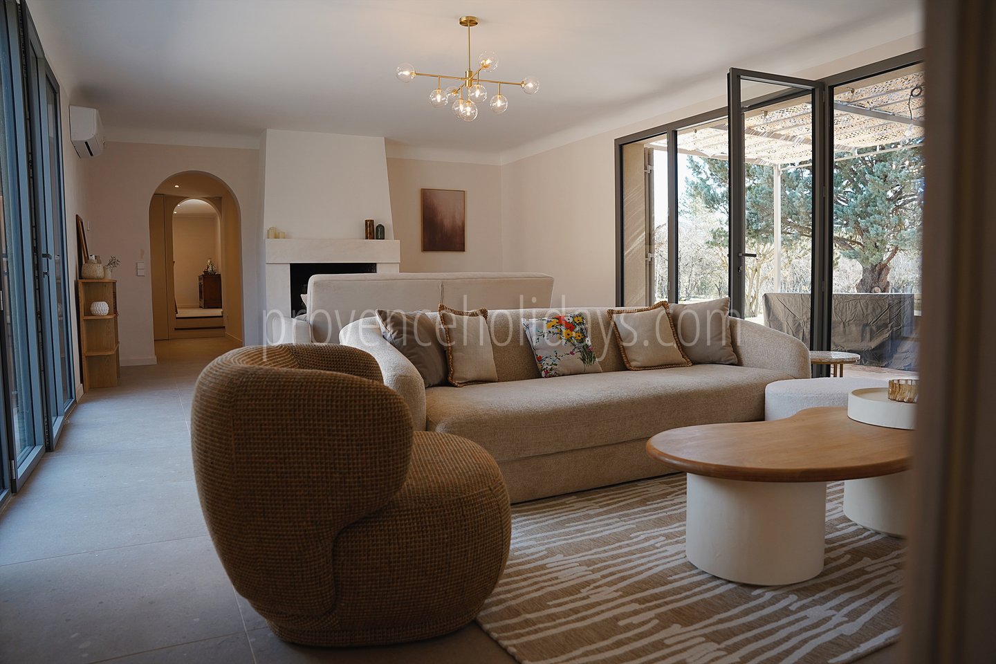 9 - Mas Trabail: Villa: Interior