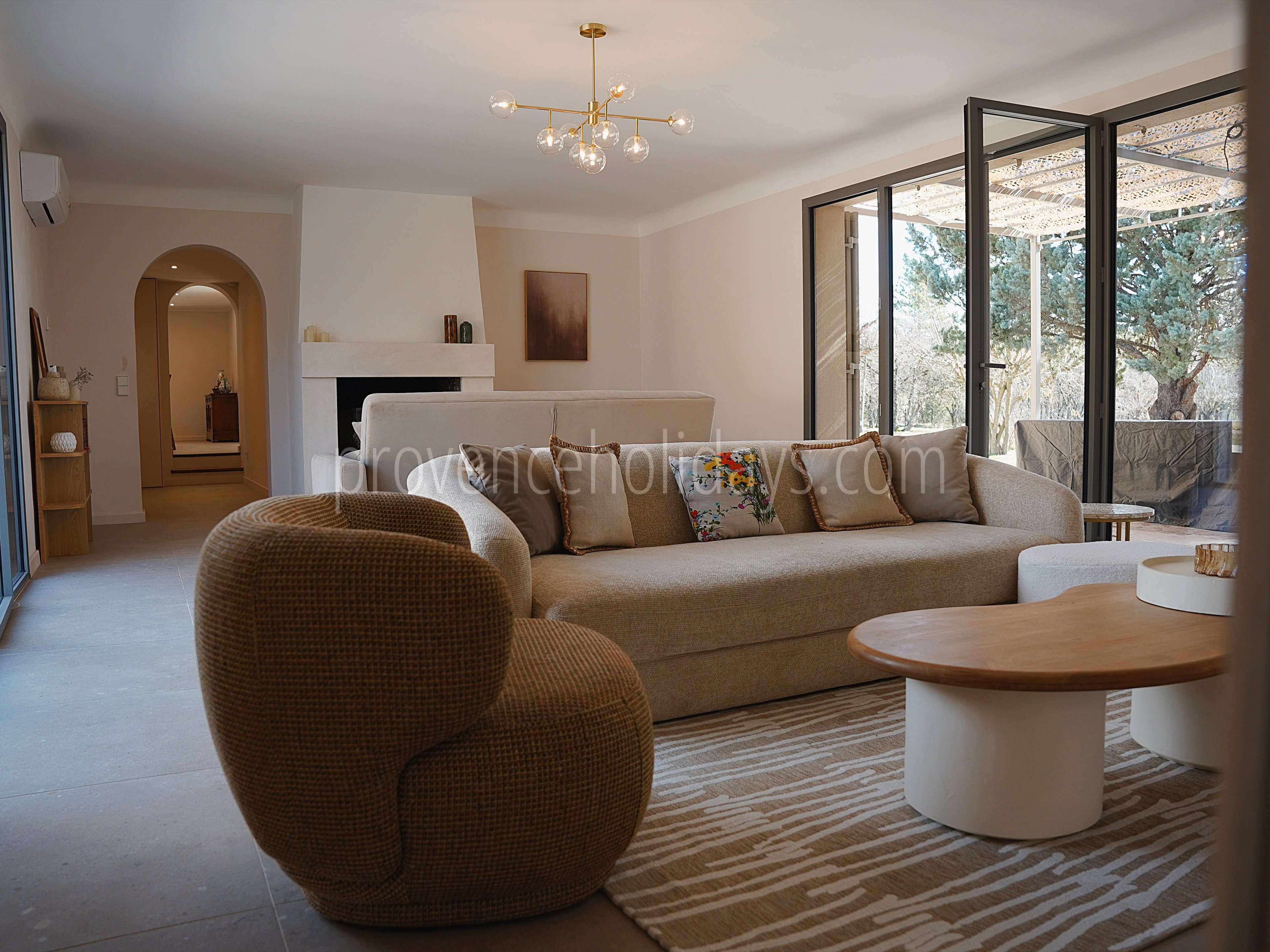 9 - Mas Trabail: Villa: Interior