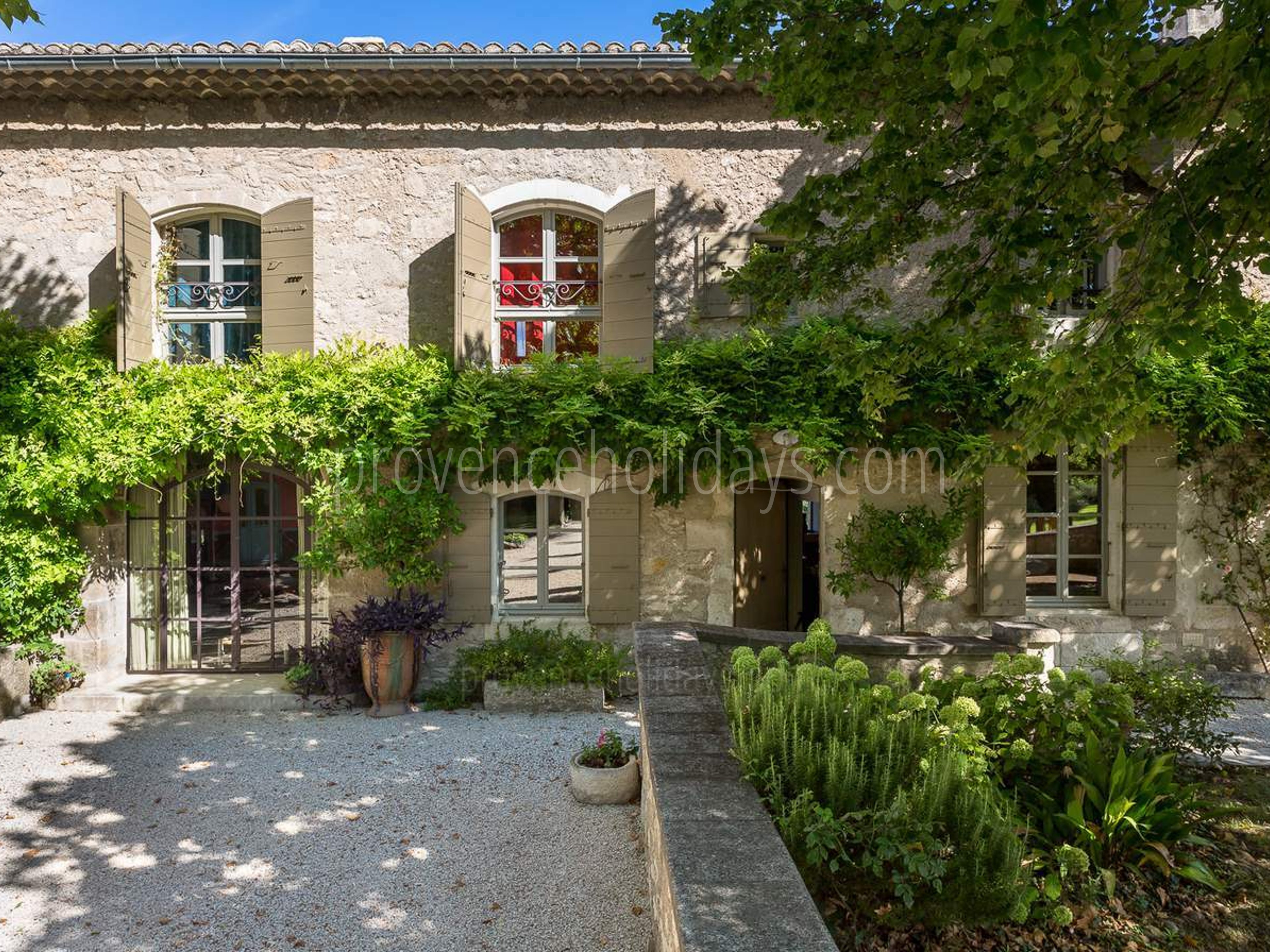 32 - Mas de St Roch: Villa: Exterior
