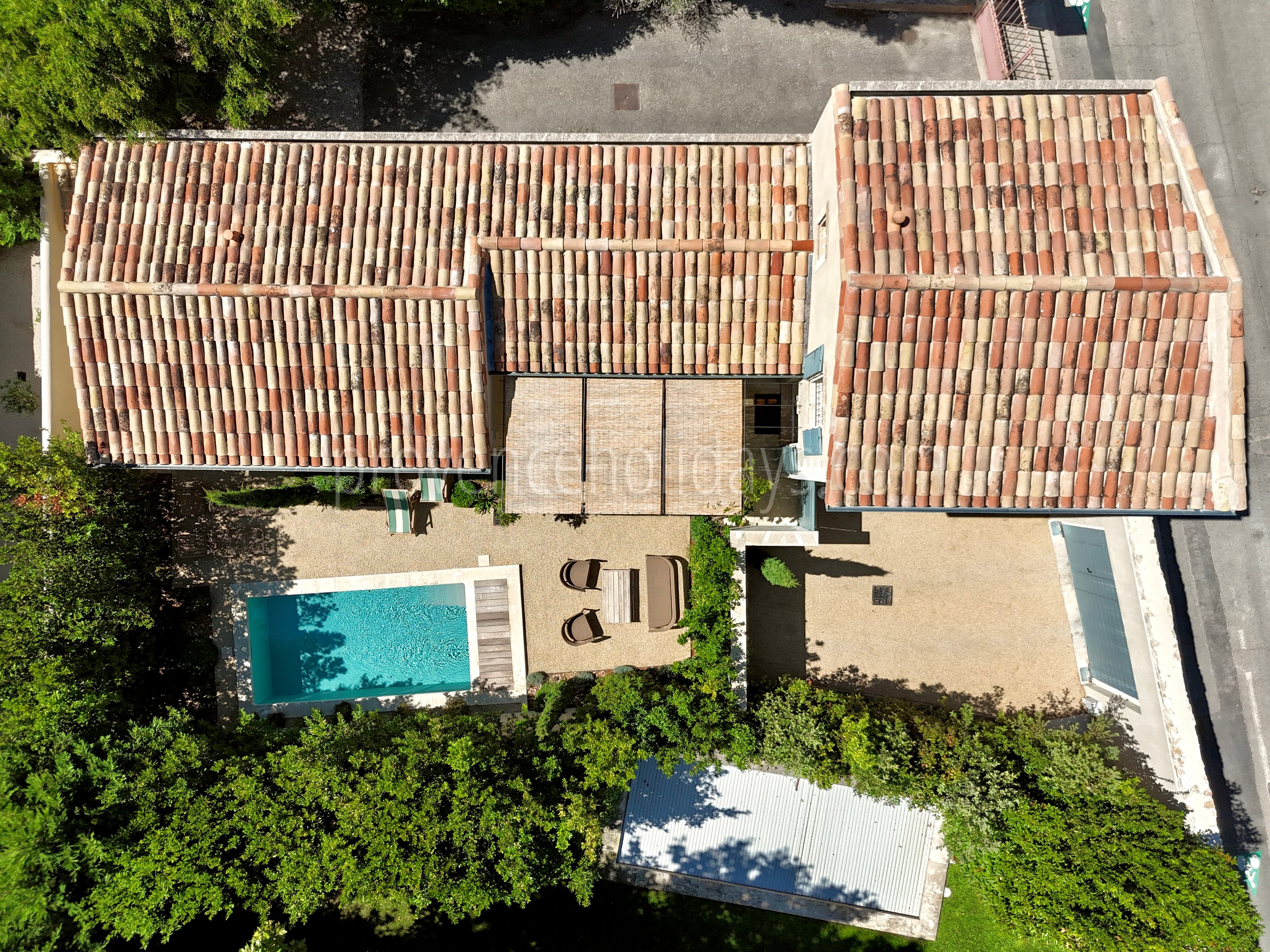 9 - La Saint-Rémoise: Villa: Exterior