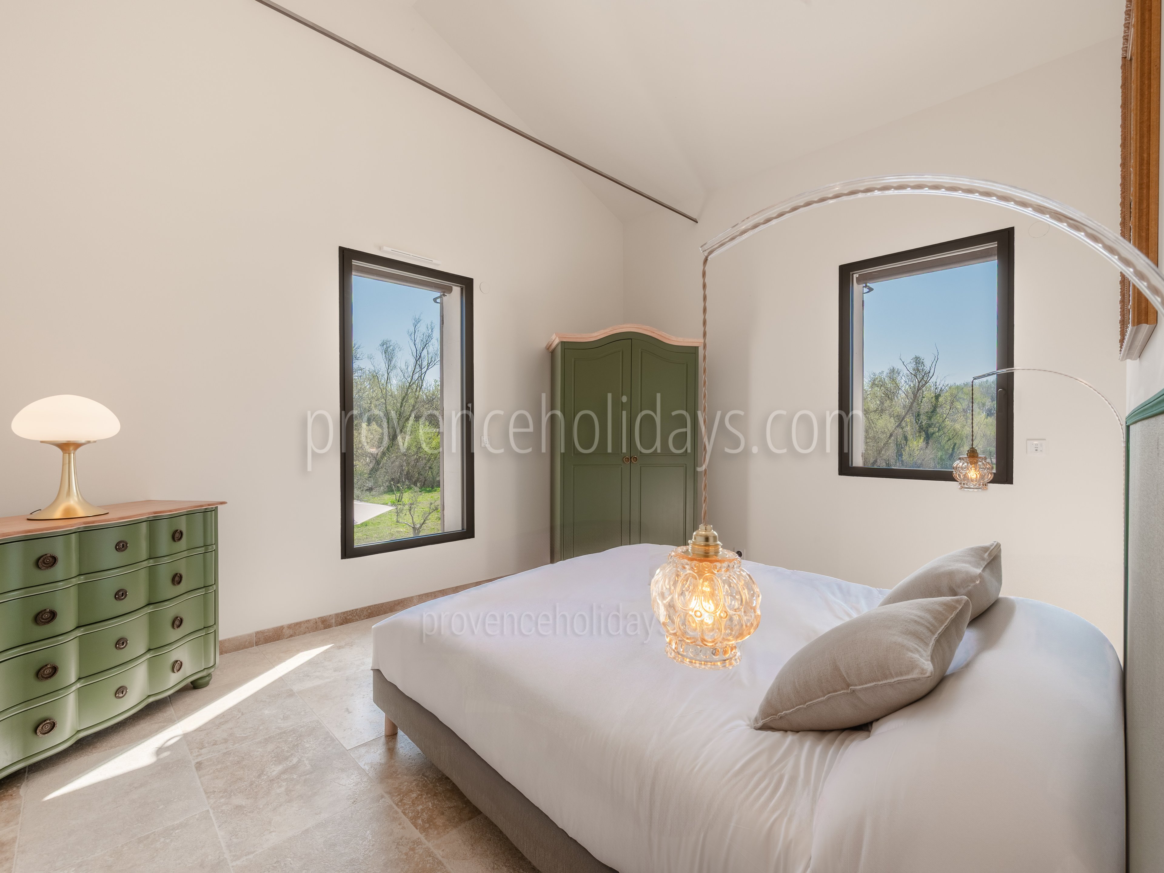 32 - Mas du Canal: Villa: Bedroom