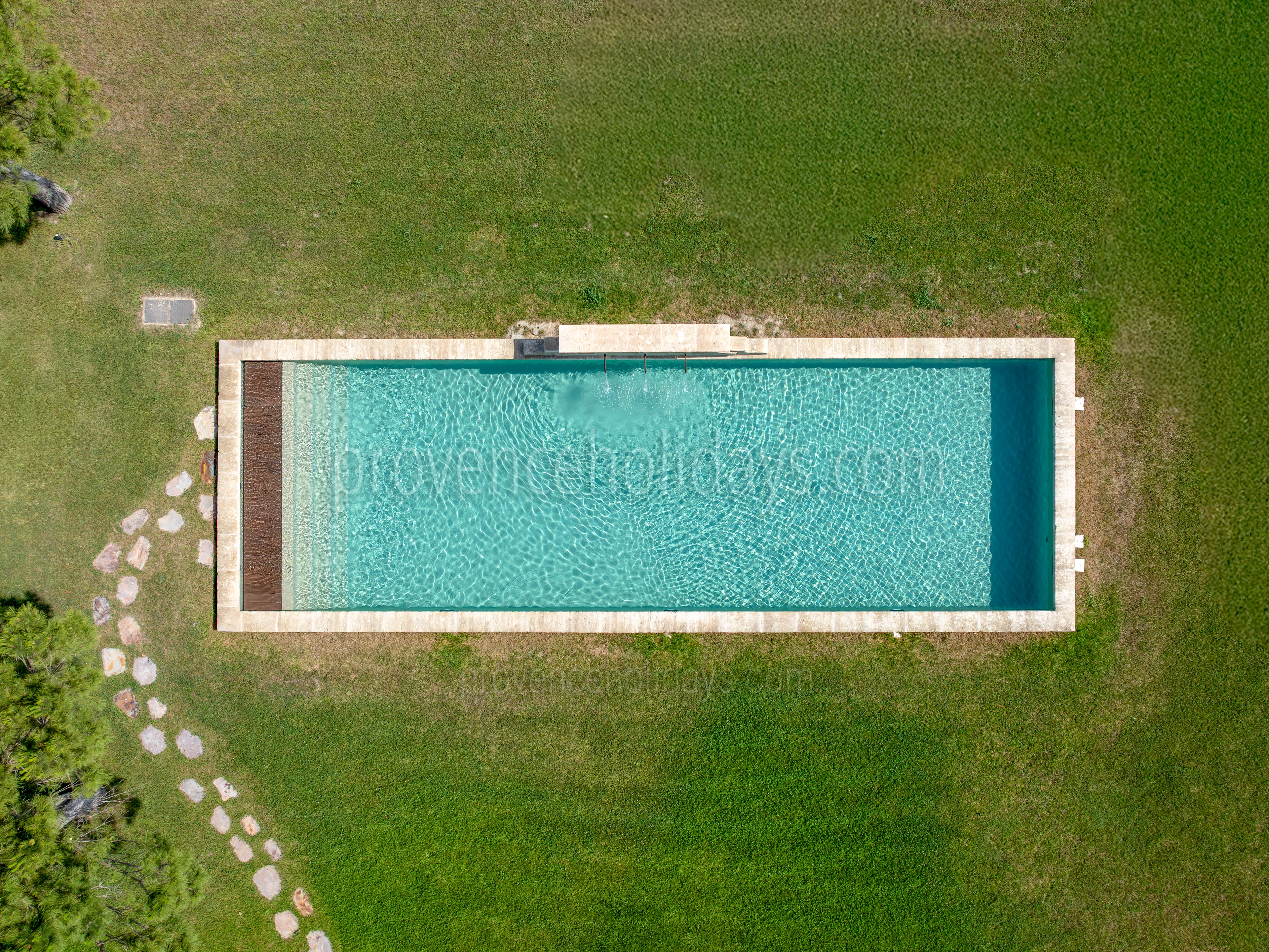 8 - Mas du Temps Suspendu: Villa: Pool