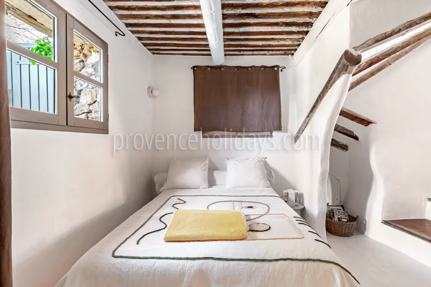 14 - Les Vues du Luberon: Villa: Bedroom