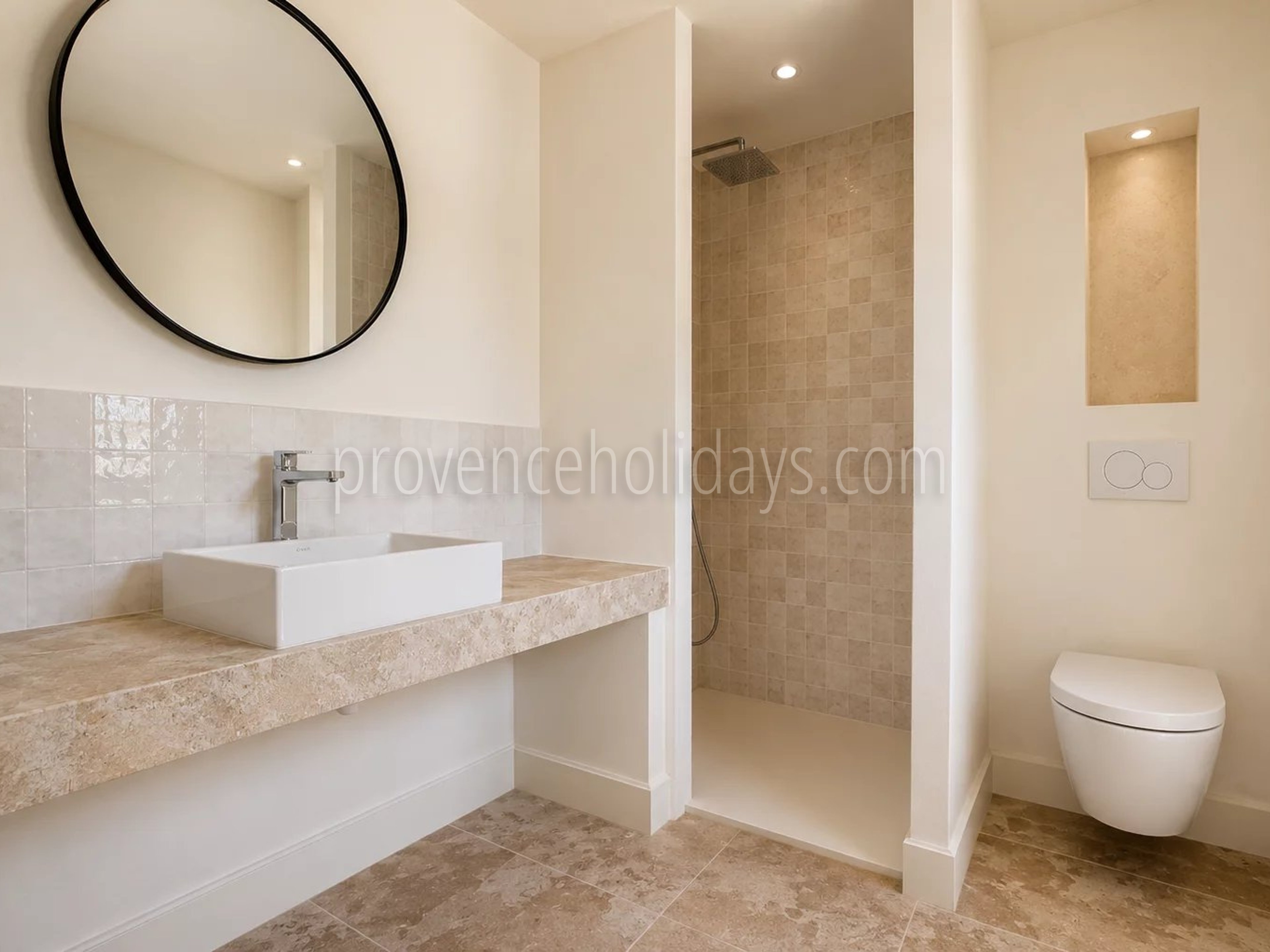 33 - Mas contemporain à Eygalières: Villa: Bathroom
