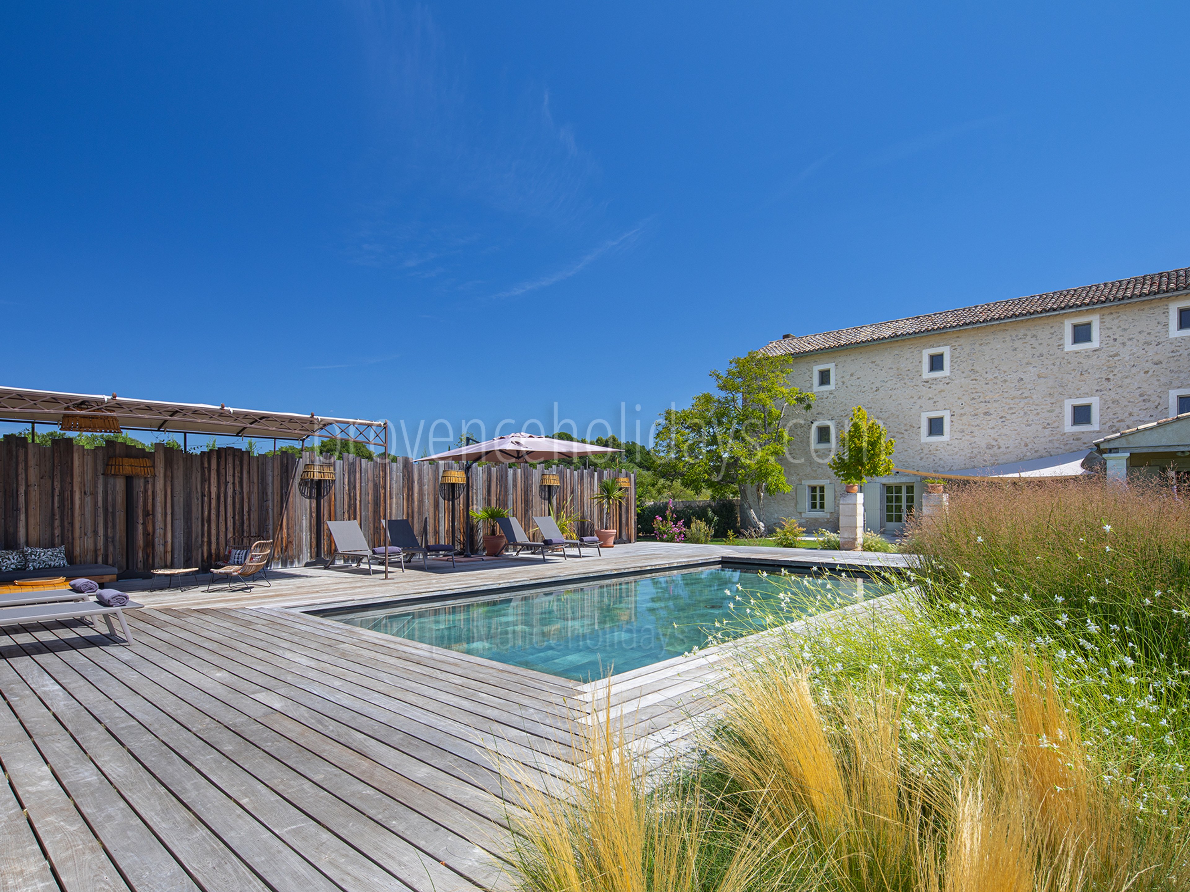 10 - Mas Robion: Villa: Pool