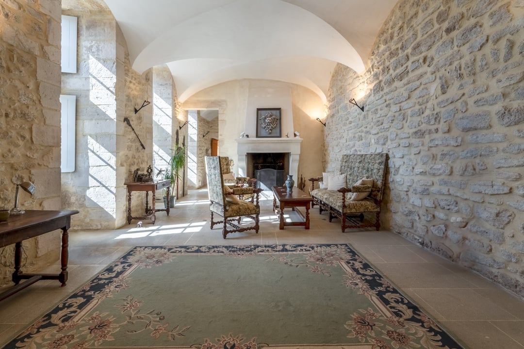 16 - Château de la Roque: Villa: Interior