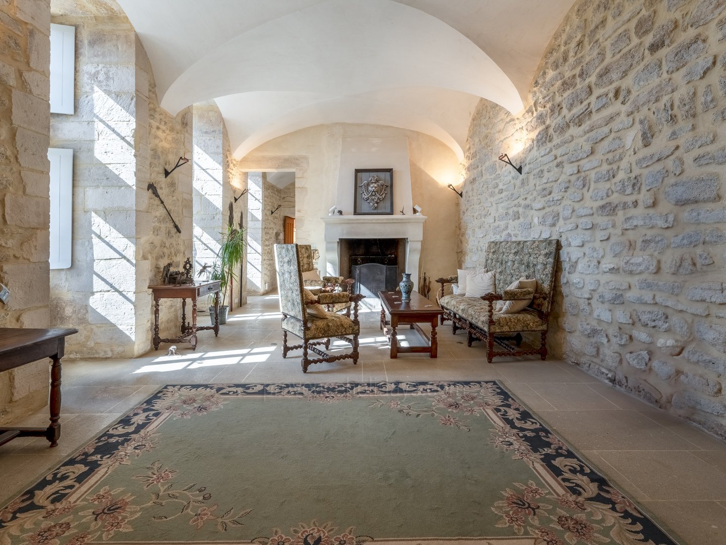 68 - Château de la Roque: Villa: Interior