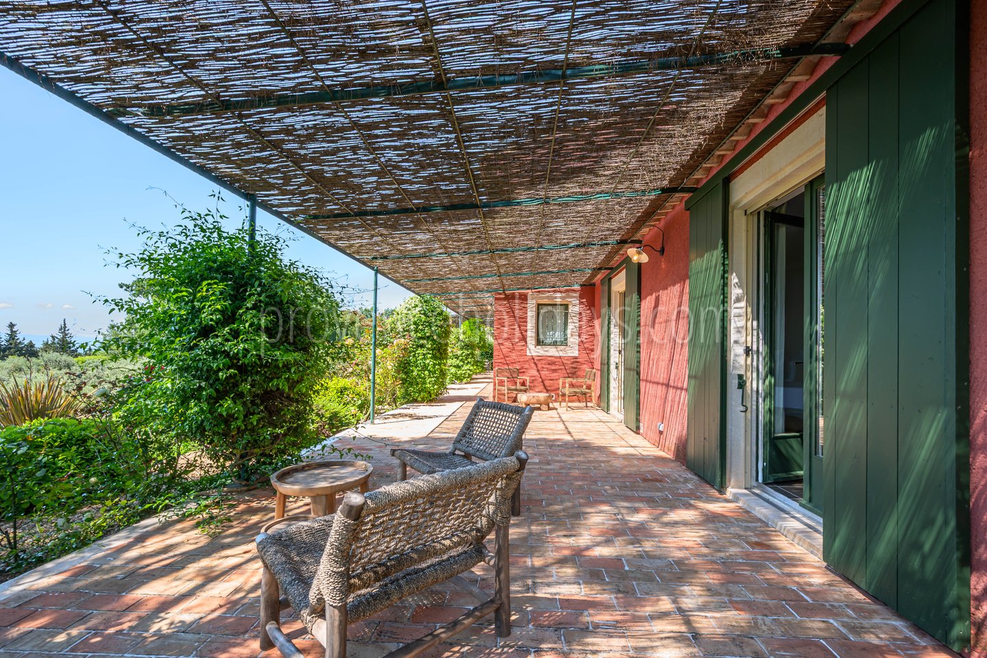 77 - Mas Léa: Villa: Exterior