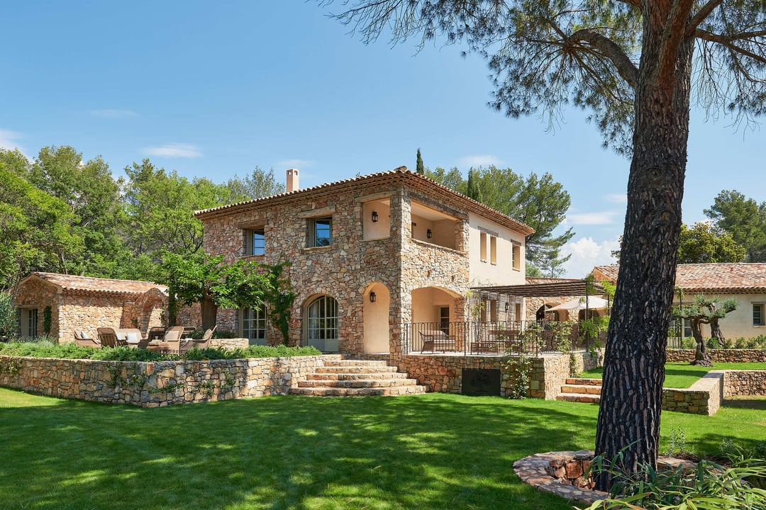 Comfort and authenticity in the heart of Provence