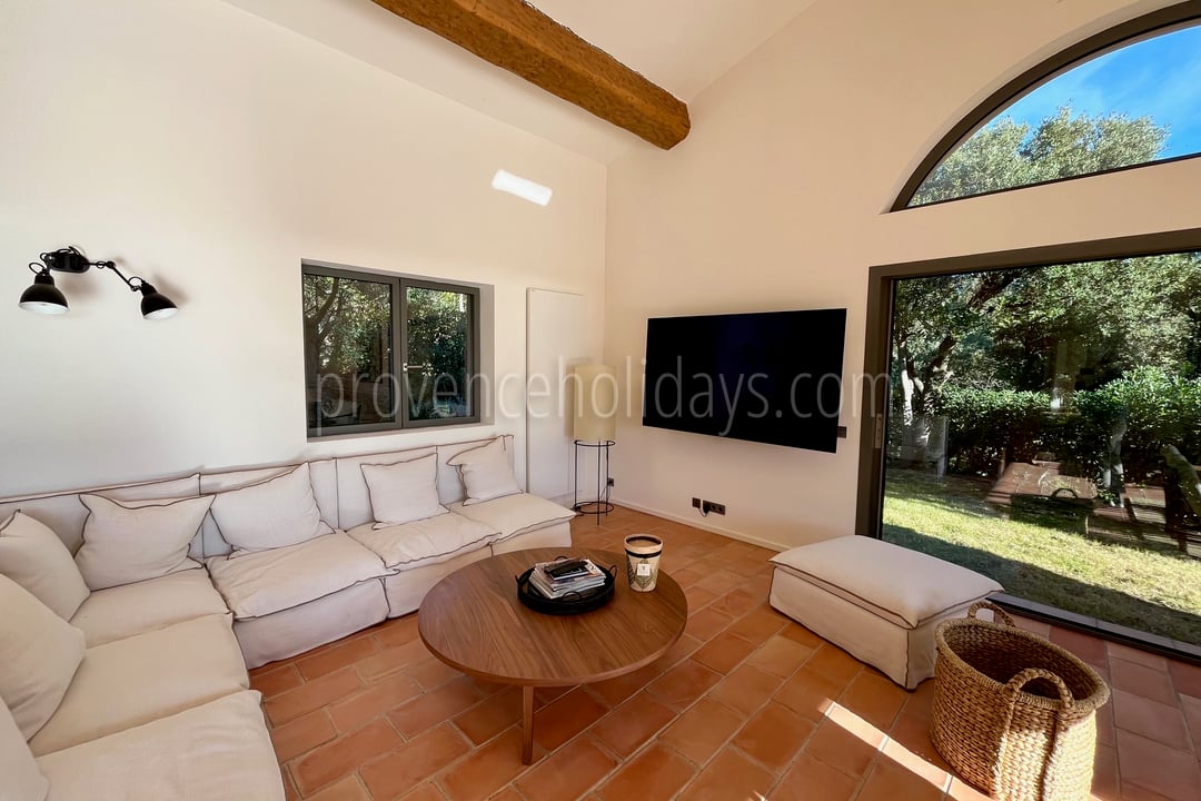 10 - Villa Lily: Villa: Interior