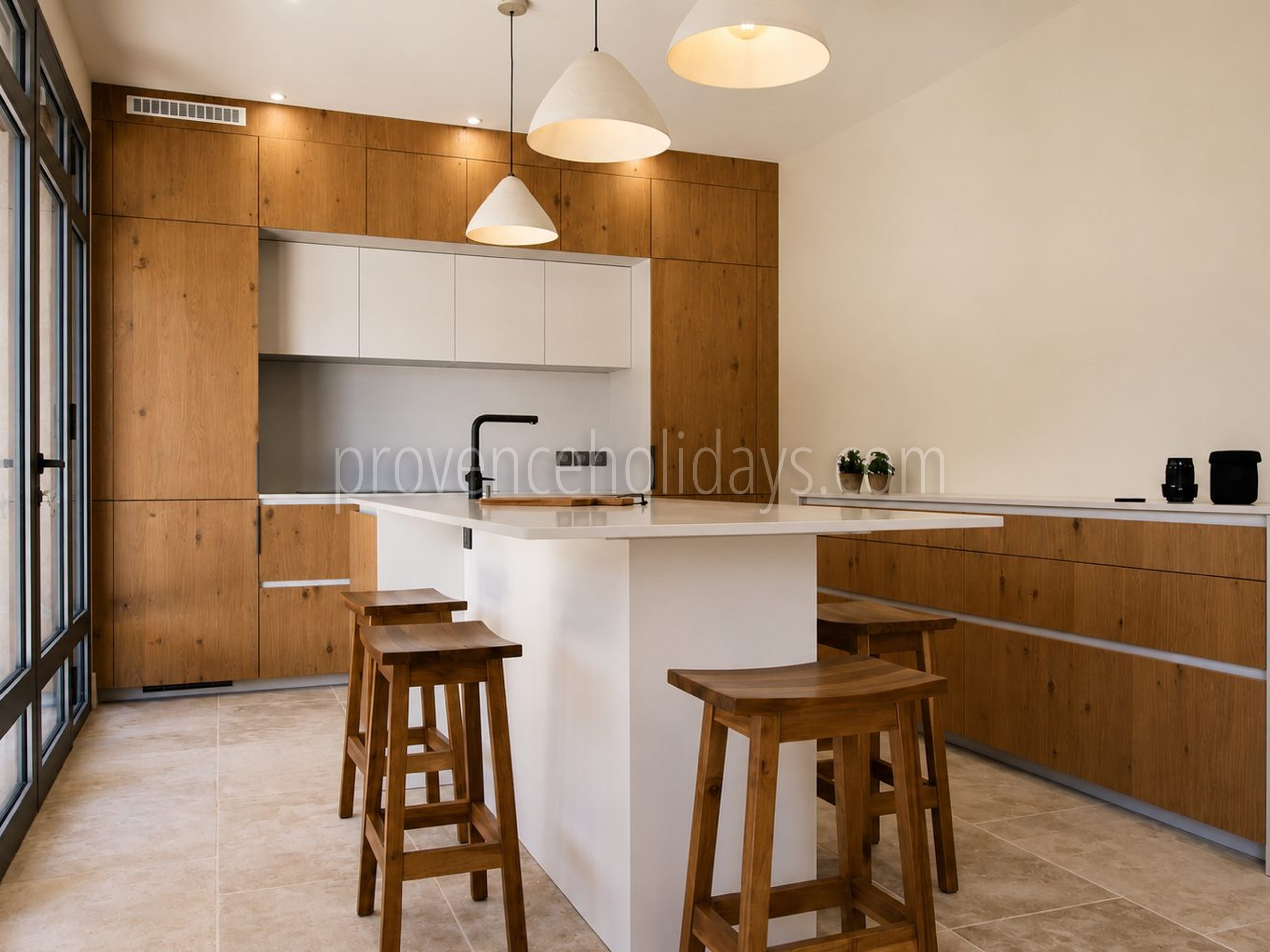 8 - Villa within walking distance of Maussane-les-Alpilles: Villa: Interior