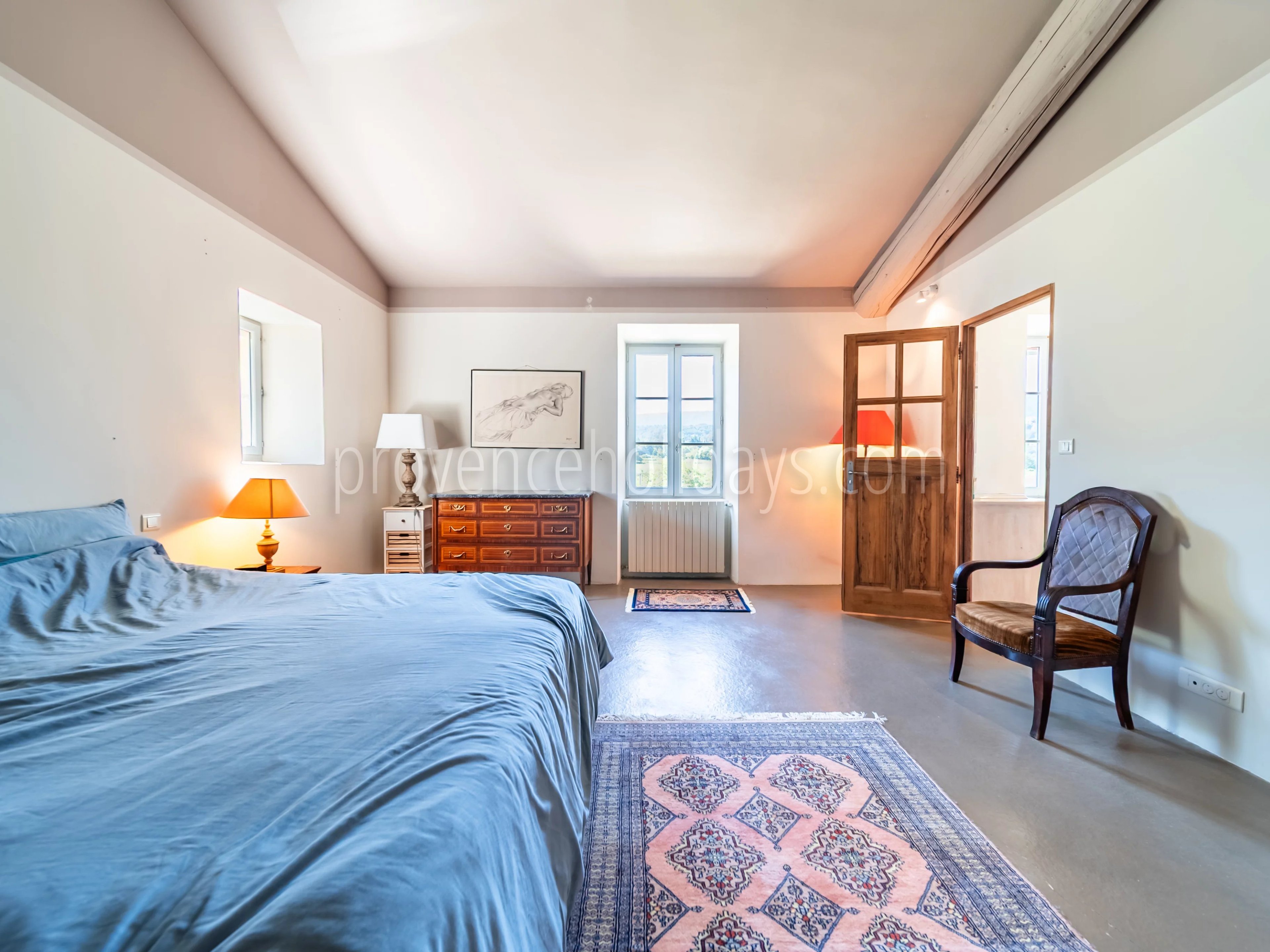 12 - Provençal mas in Ménerbes: Villa: Bedroom
