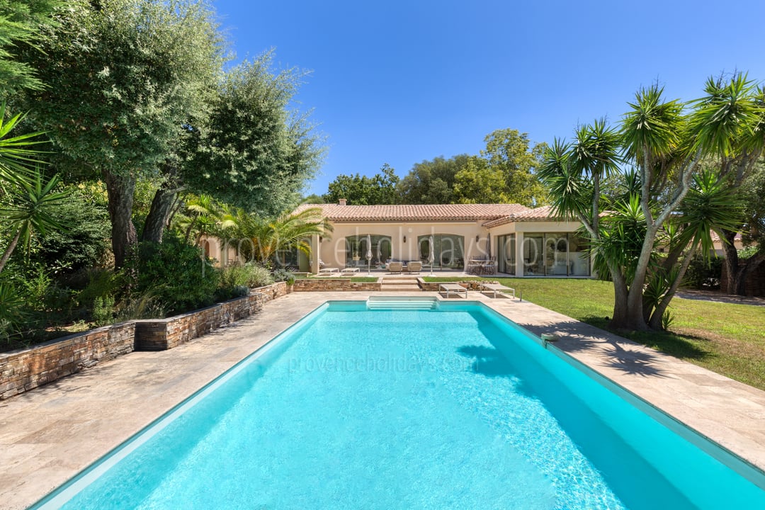 Elegantes zeitgenössisches Anwesen in der Nähe des Meeres und des Golfplatzes 6 - Villa Luminis: Villa: Pool