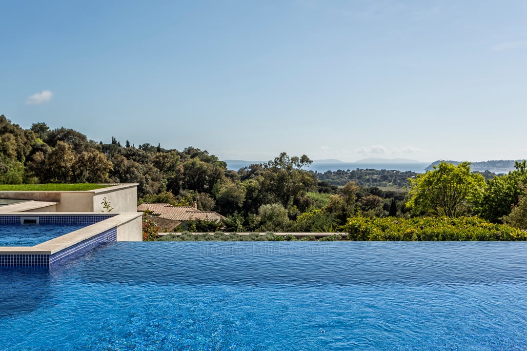 An exceptional villa near Saint-Tropez