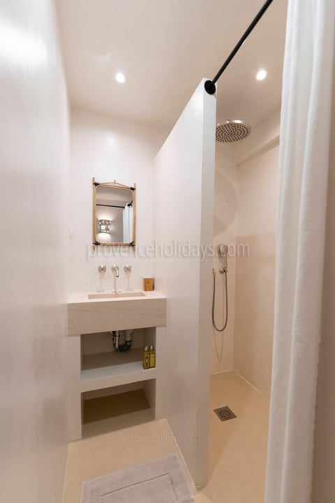 34 - Villa Luna: Villa: Bathroom