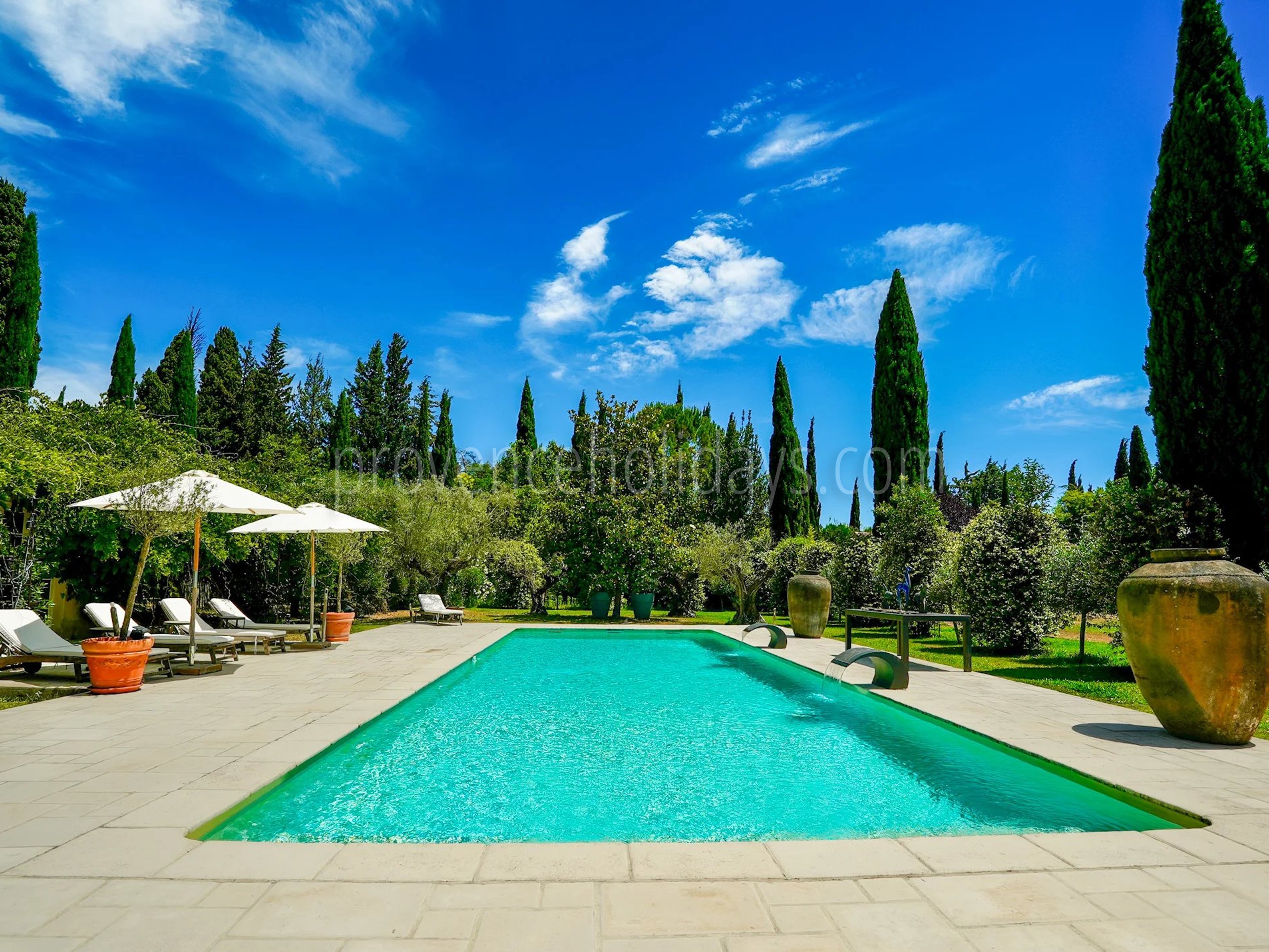 2 - Stone estate in Eygalières: Villa: Pool