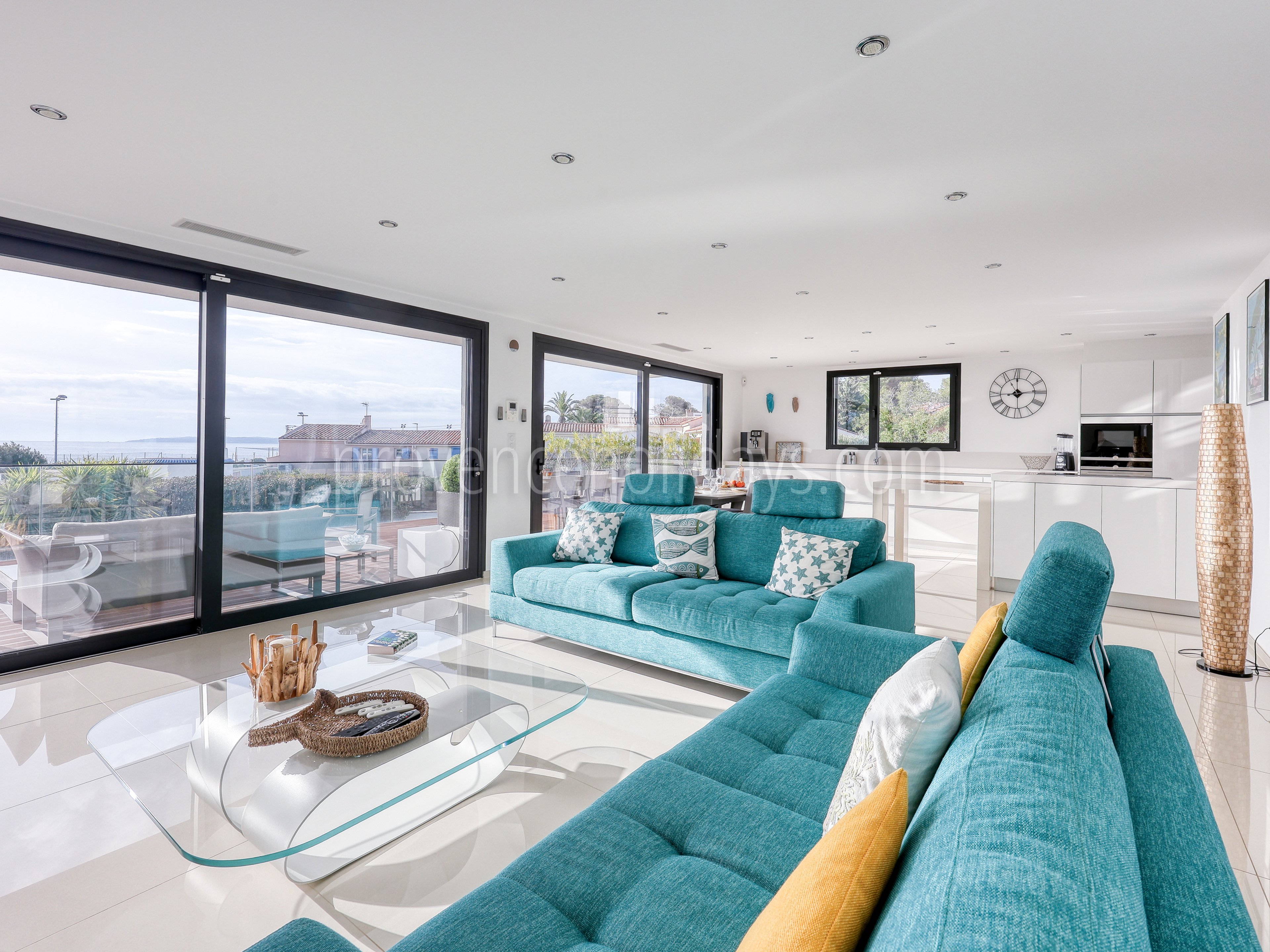 20 - Villa Sea Pearl: Villa: Interior