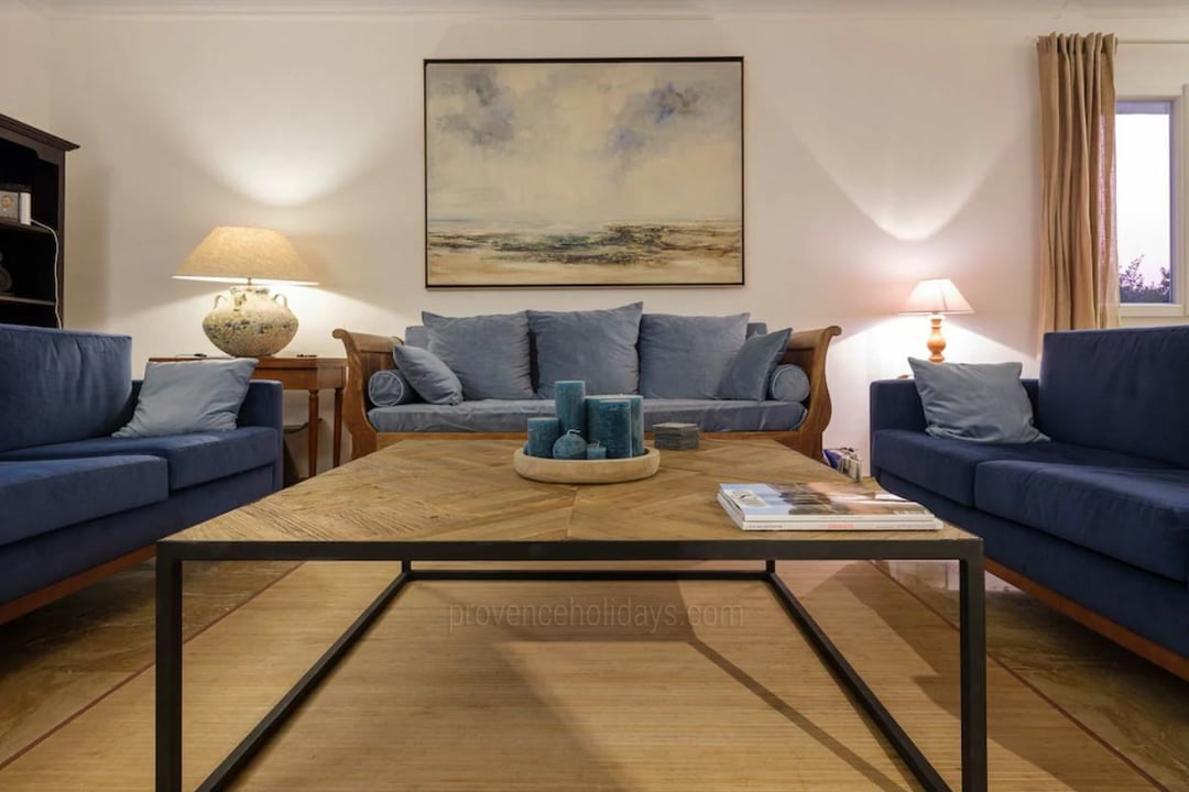 14 - Maison Provence: Villa: Interior