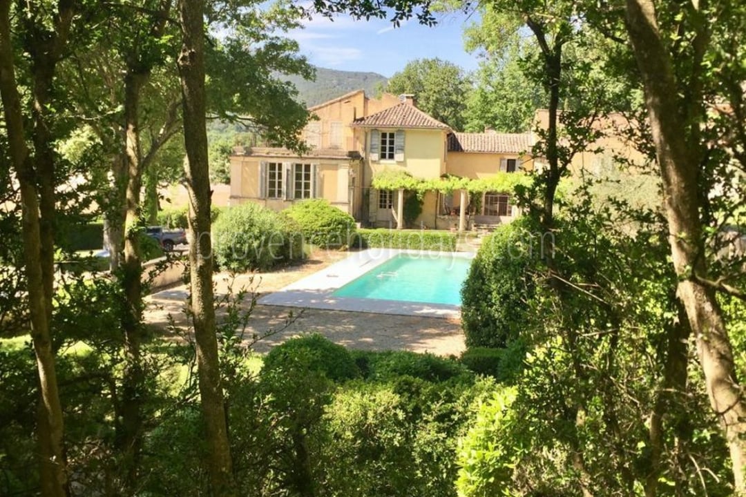 13 - Bastide Valentine: Villa: Exterior