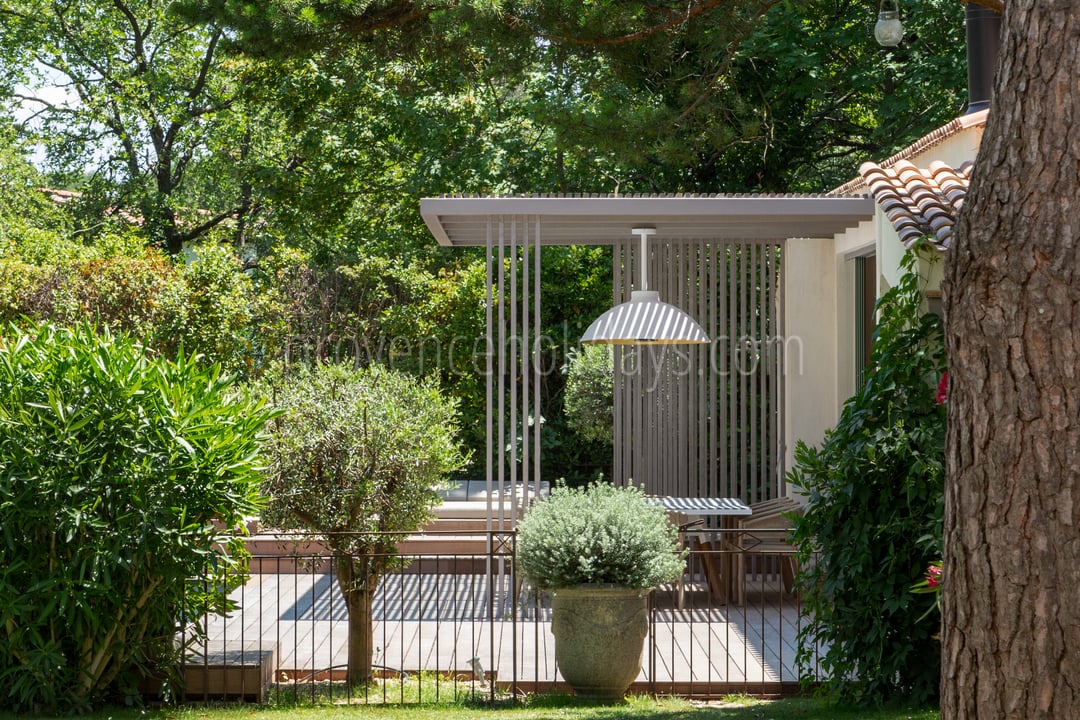 5 - Domaine Aurea: Villa: Exterior