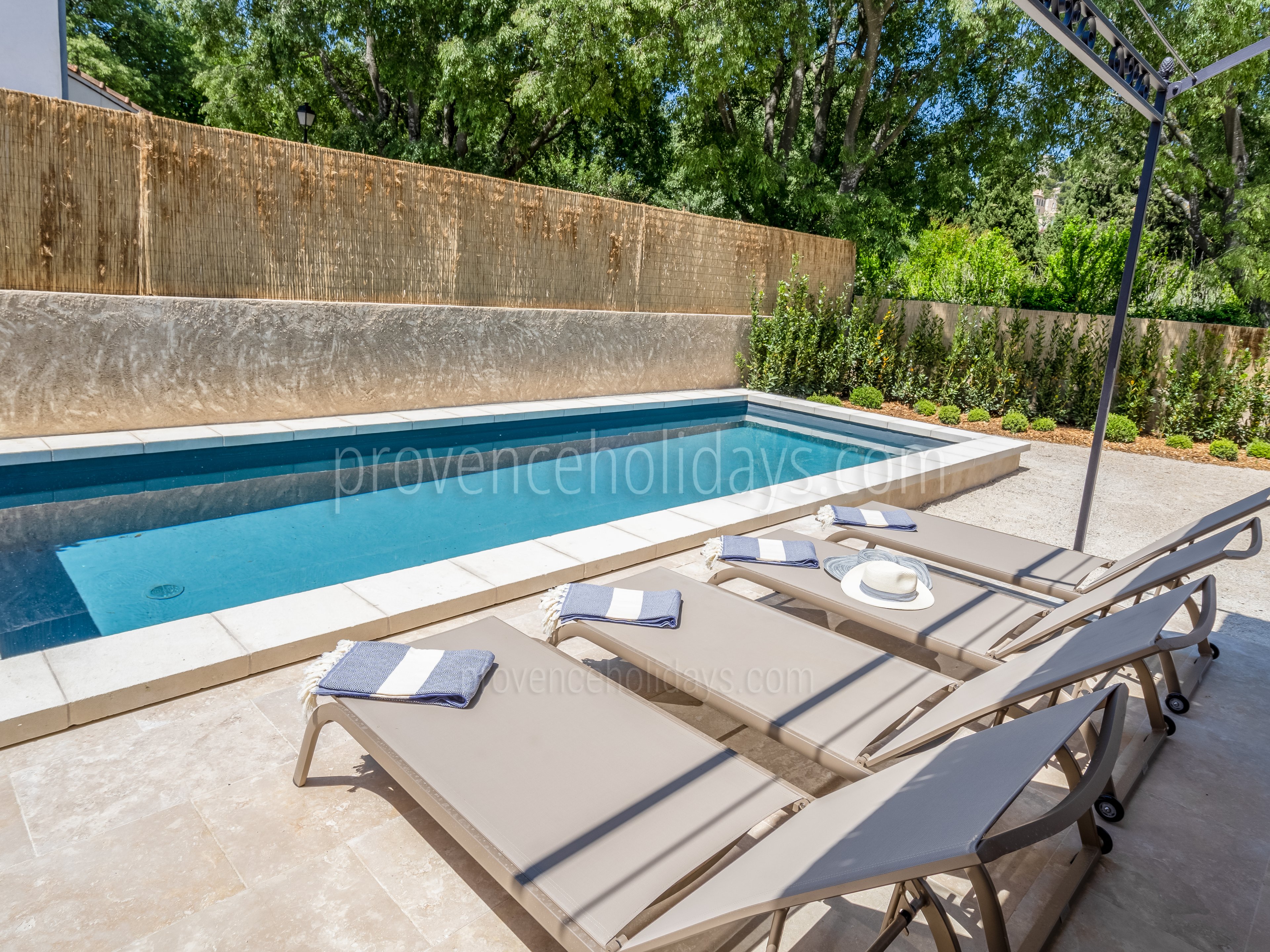 9 - Maison des Amandes: Villa: Pool