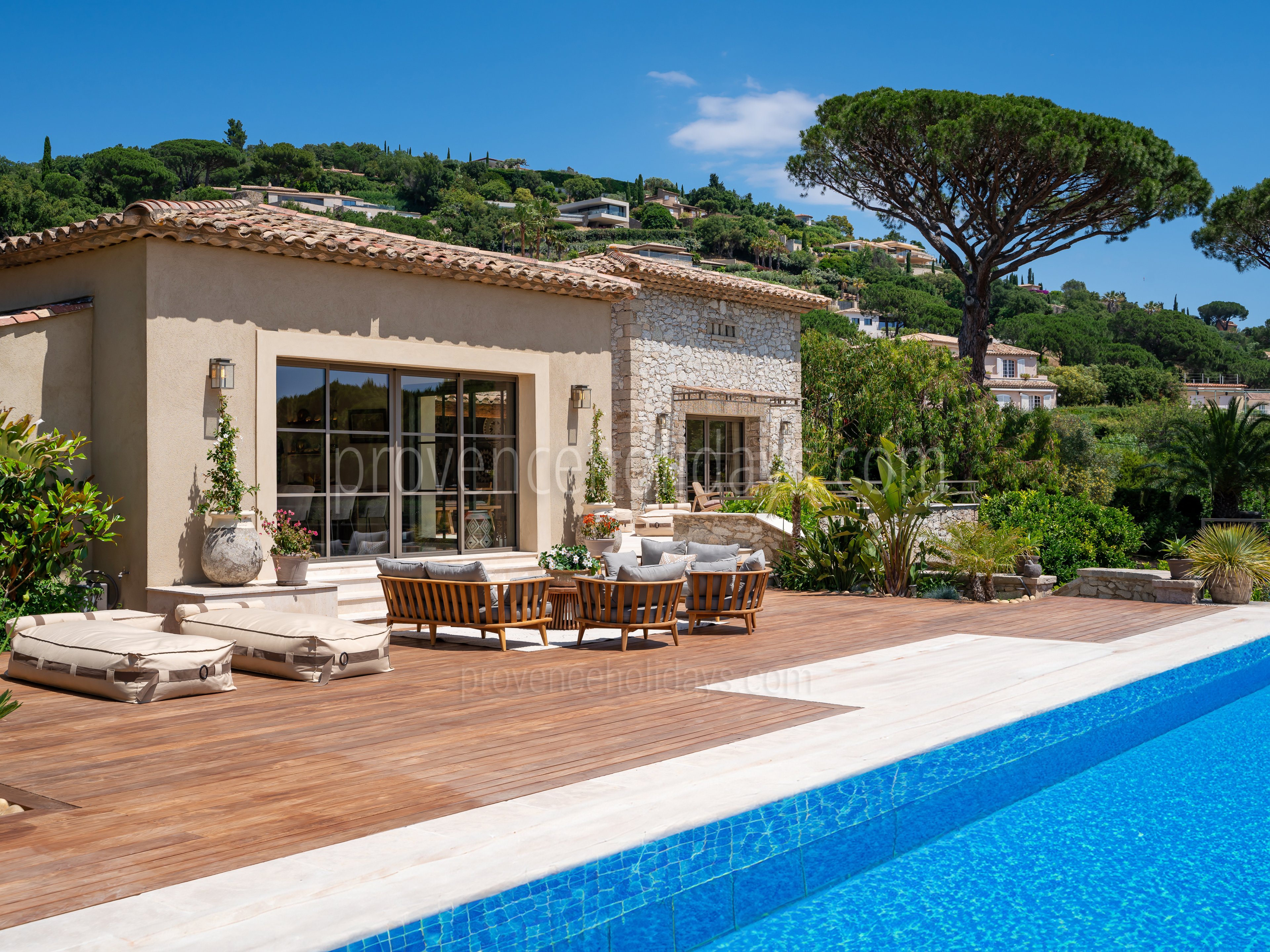 35 - Résidence Celestine: Villa: Pool