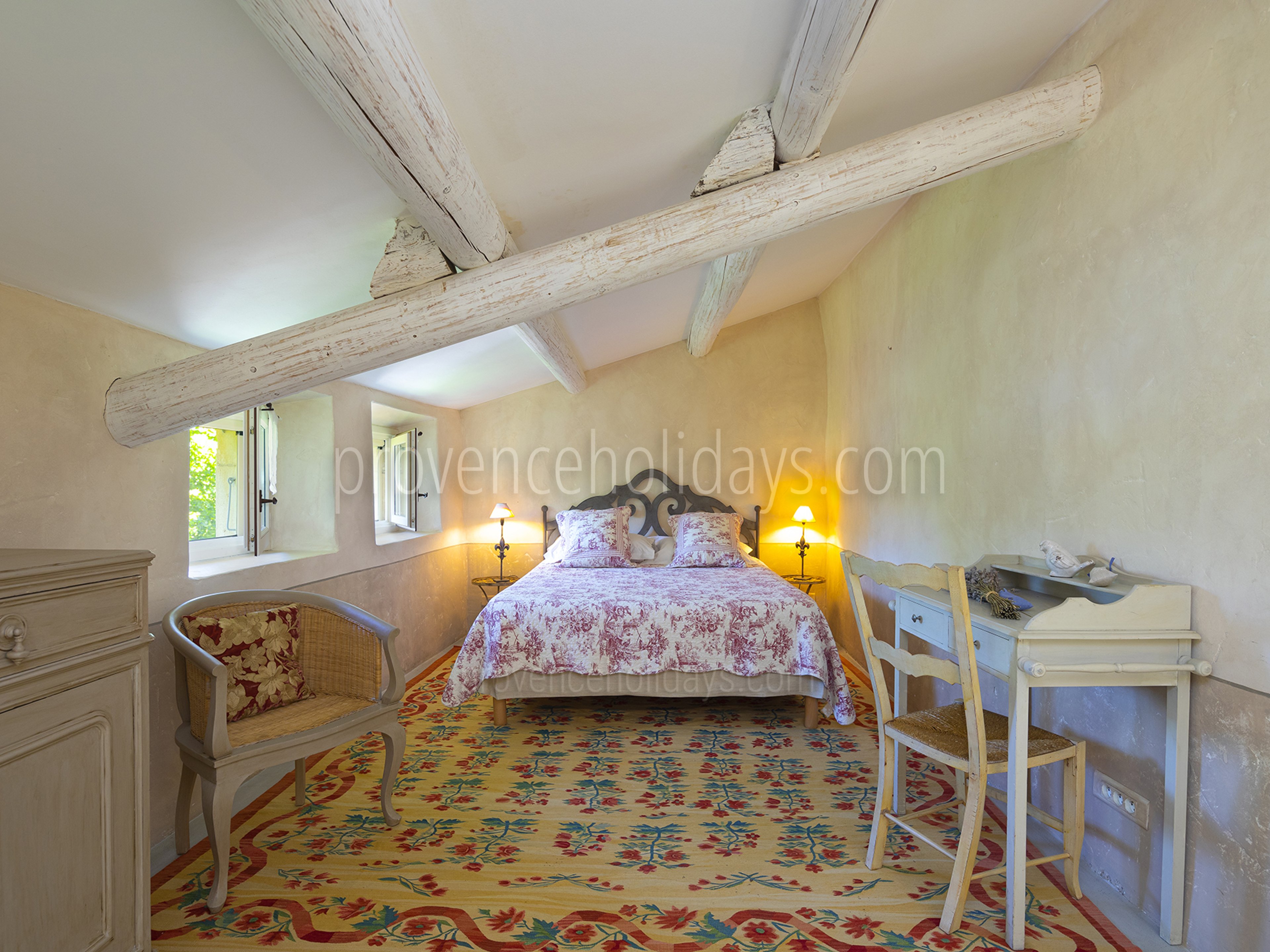 50 - Mas Bonnieux: Villa: Bedroom