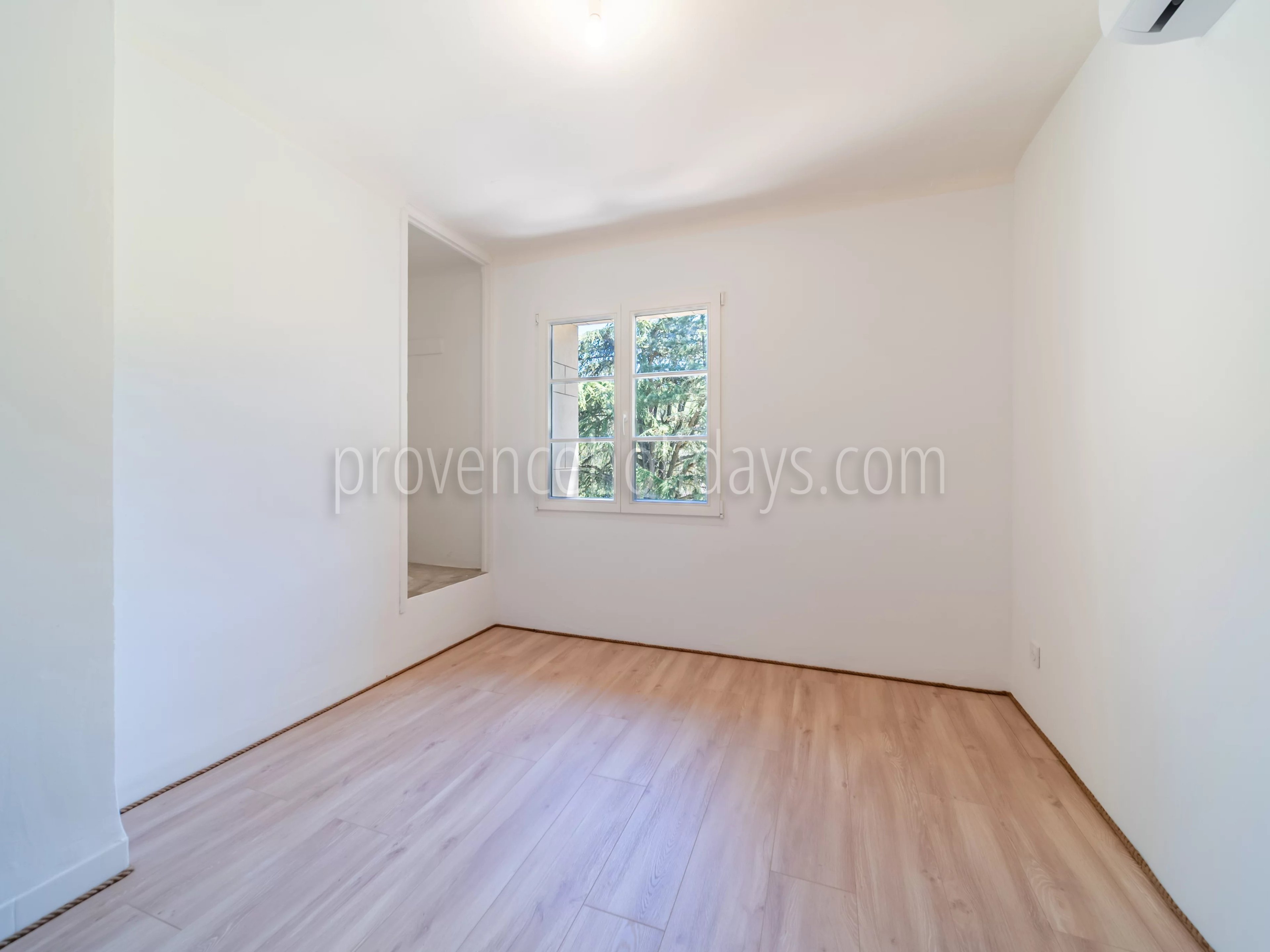 23 - Characterful house in Bonnieux: Villa: Interior