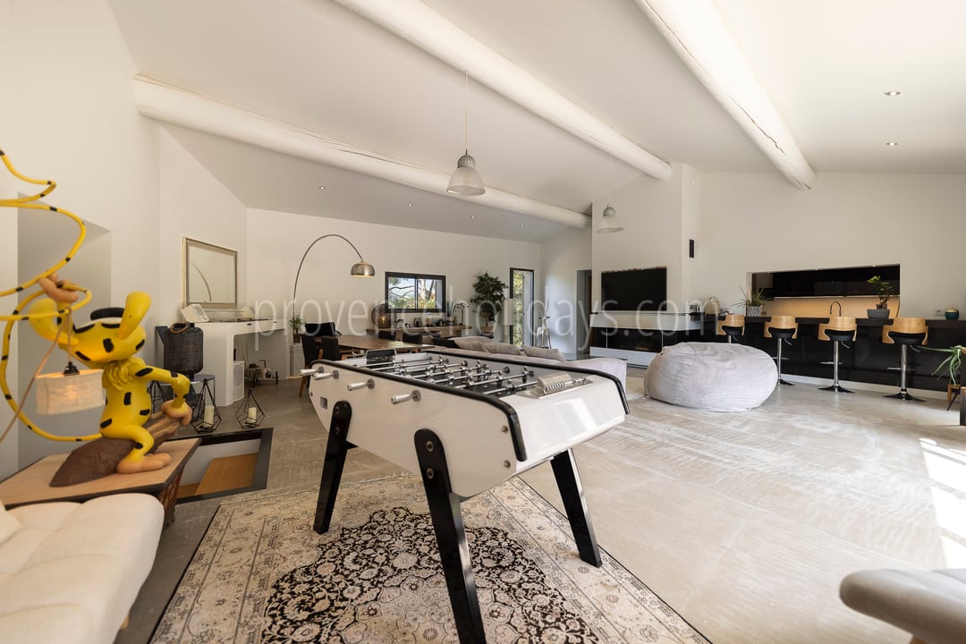 15 - Le Domaine de L\'Or Vert: Villa: Interior