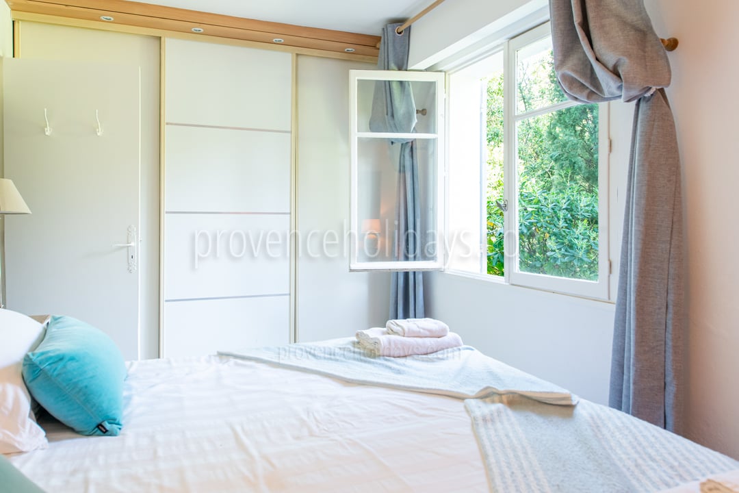 3 - Villa Caprice: Villa: Bedroom