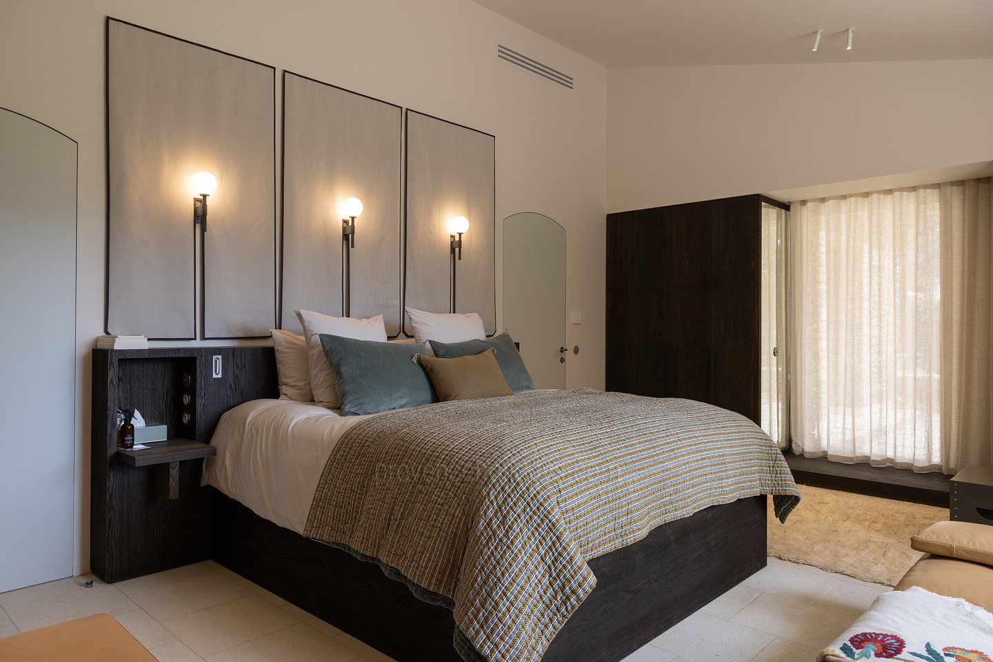 32 - Grand Mas de Provence: Villa: Bedroom