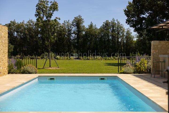 77 - Mas de la Lône: Villa: Pool